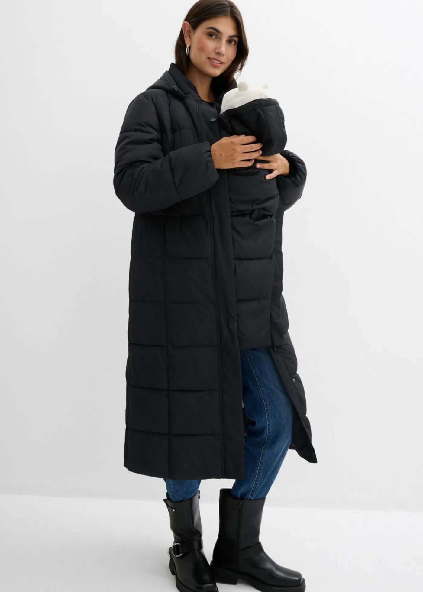 bonprix bonprix Abrigo acolchado premamá 2 en 1 con inserto para porteo Negro Clearance