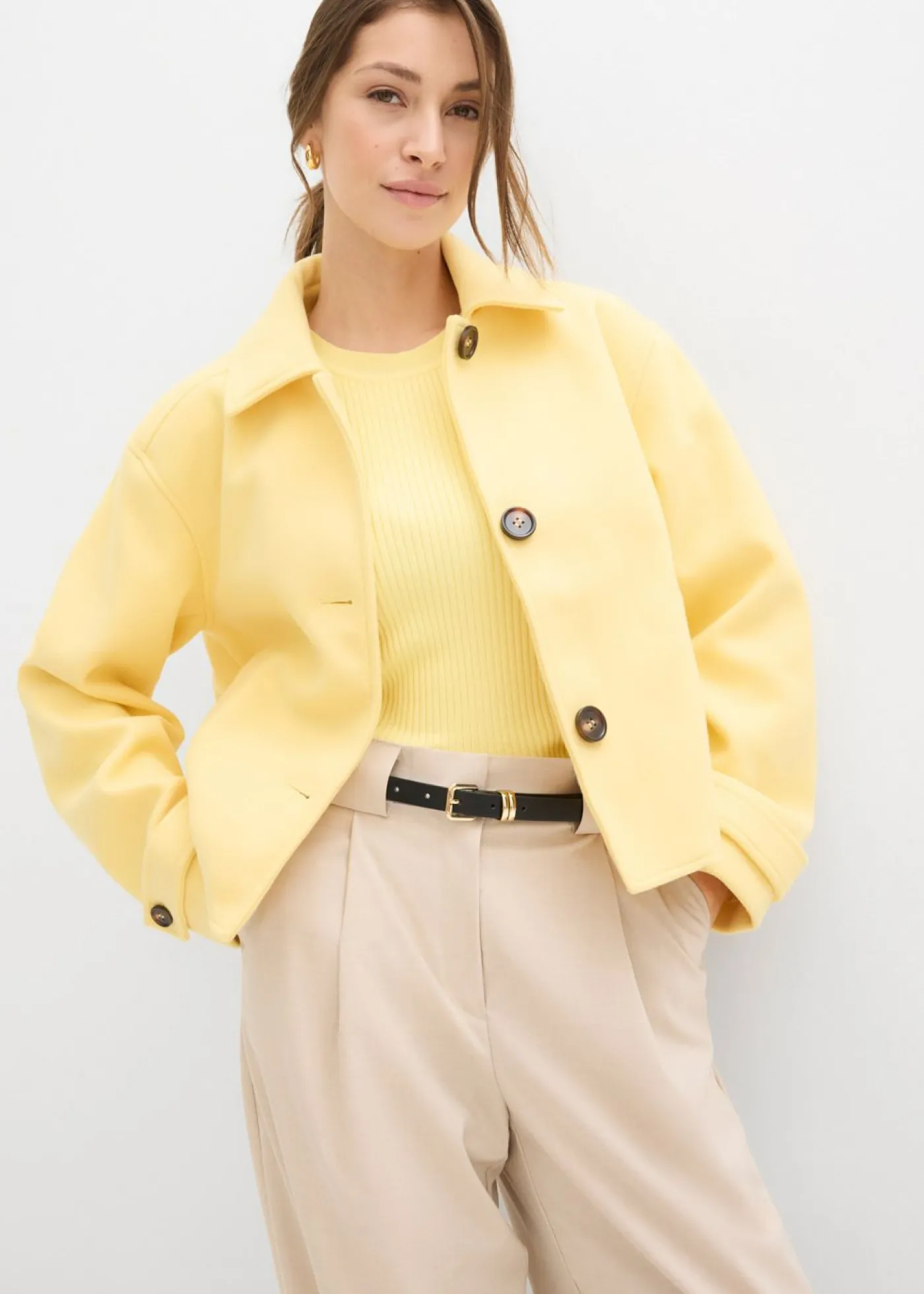 bonprix bonprix Abrigo corto con aspecto de lana Amarillo claro Sale
