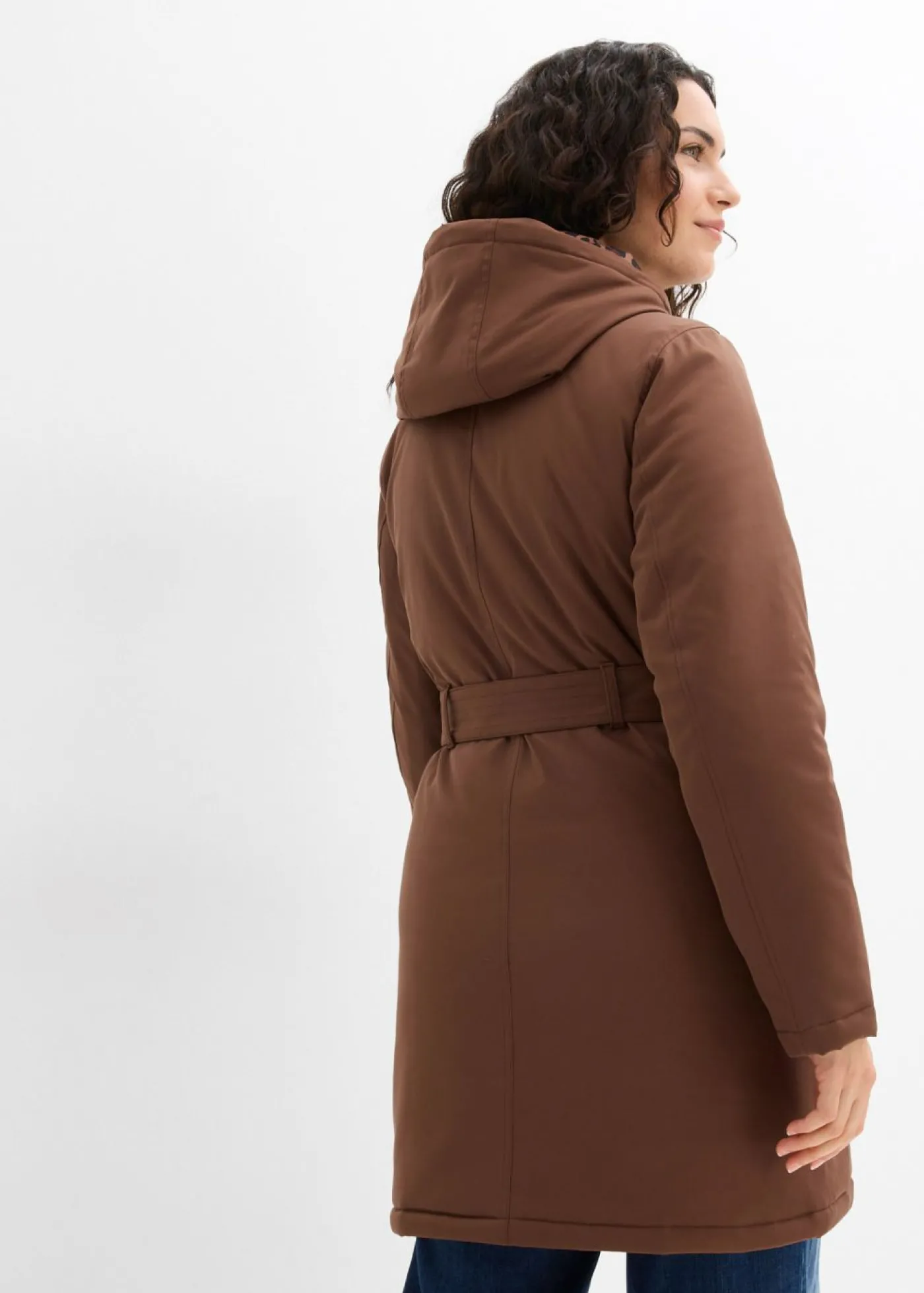 bonprix bonprix Abrigo corto para exteriores con cinturón, material impermeable y forro de leopardo marrón