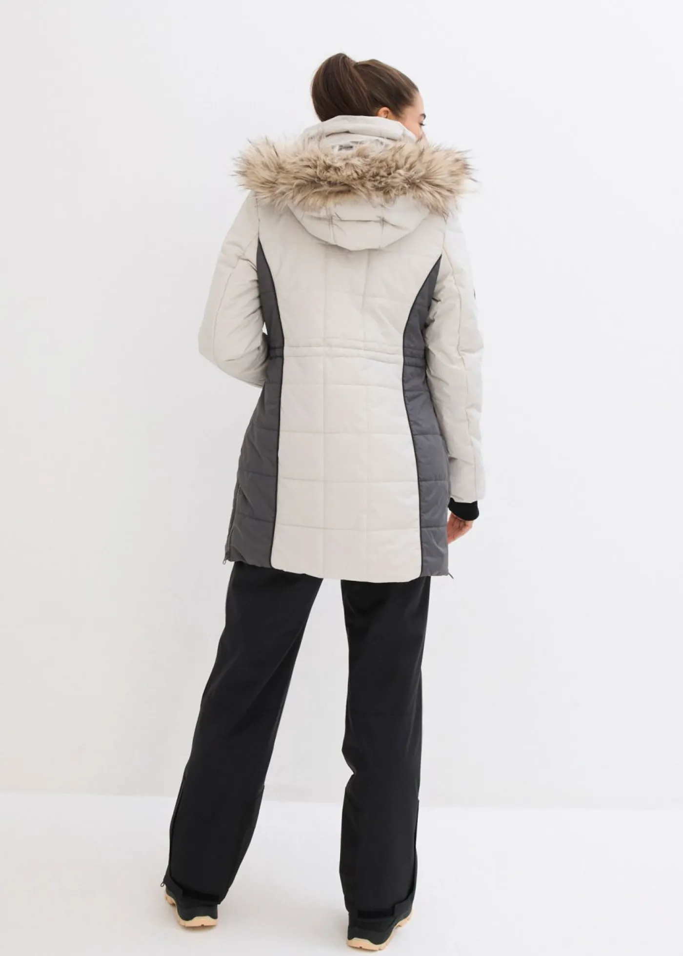 bonprix bonprix Abrigo corto para exteriores con pelo sintético y material impermeable Plata/pizarra Hot