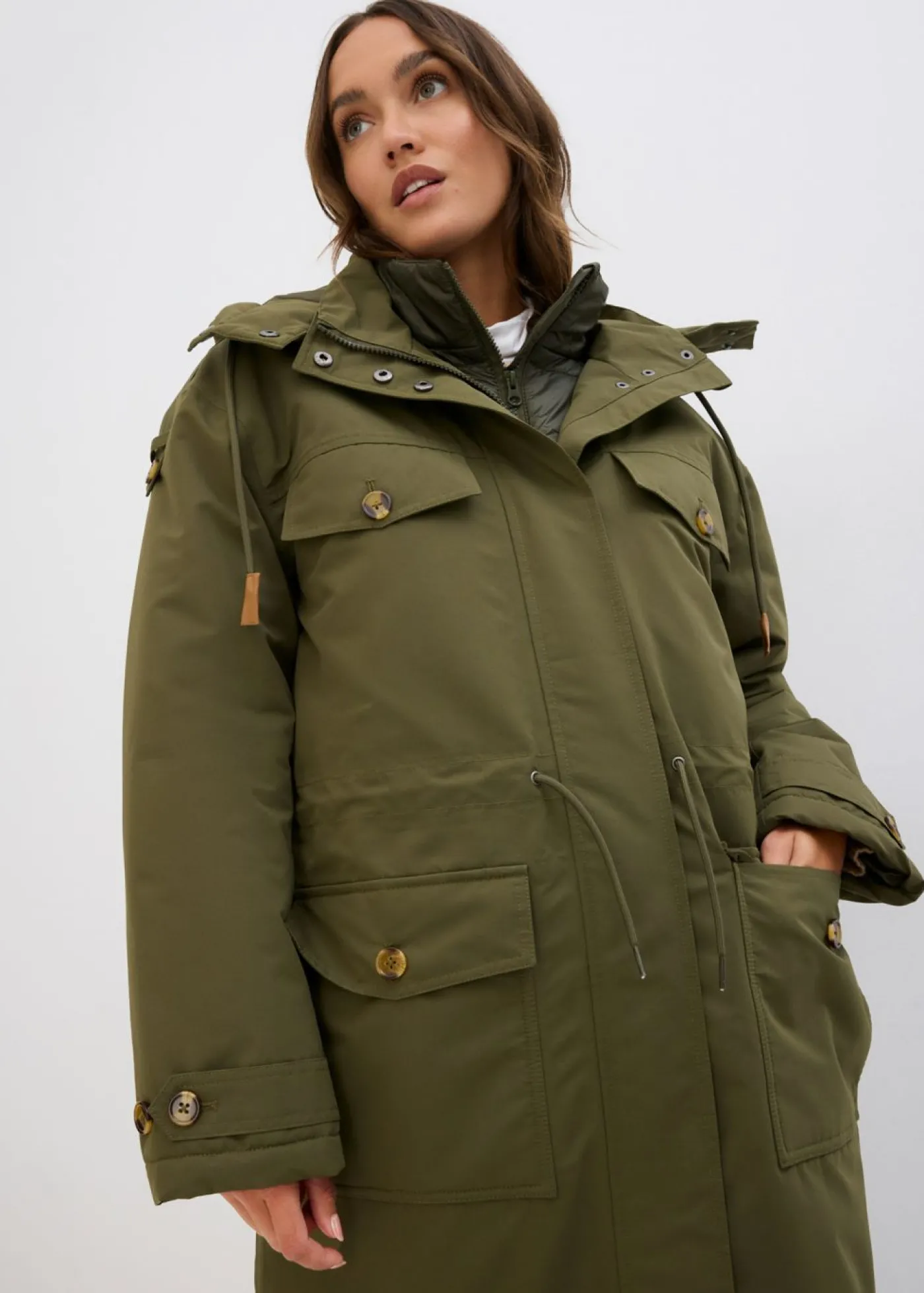 bonprix bonprix Abrigo de invierno, aspecto 2 en 1 Verde oliva oscuro Outlet