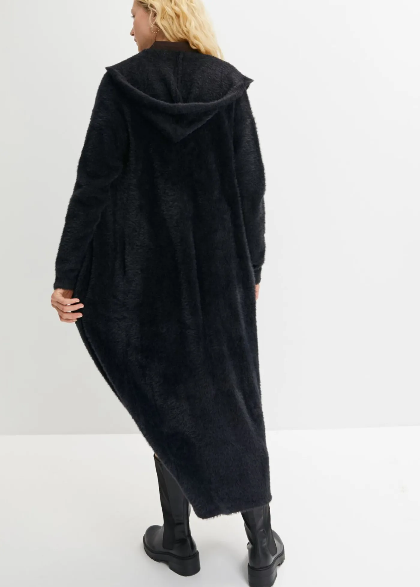 bonprix bonprix Abrigo de punto en suave hilo metálico Negro Online
