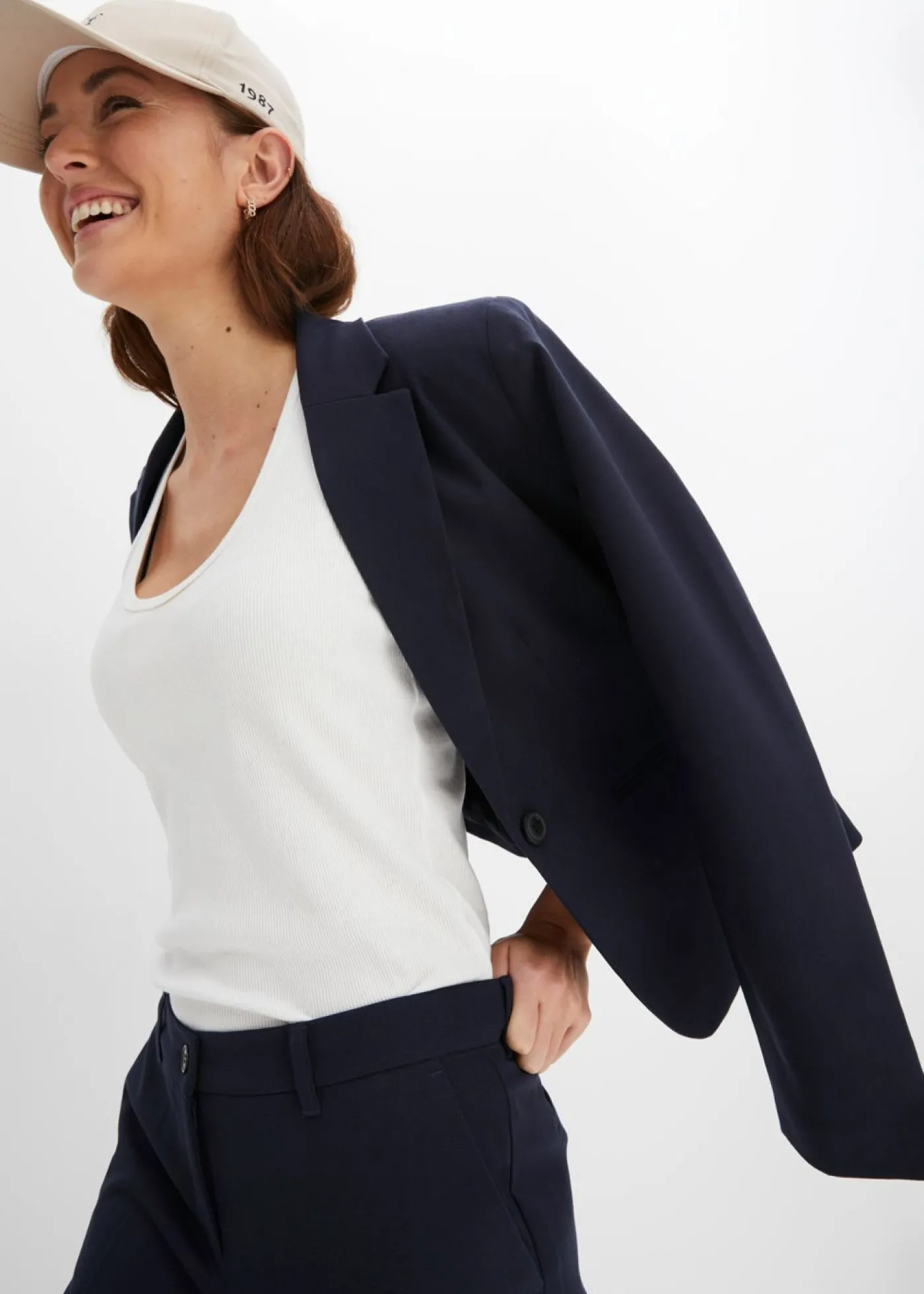 bonprix bonprix Americana con bolsillos Azul oscuro Hot