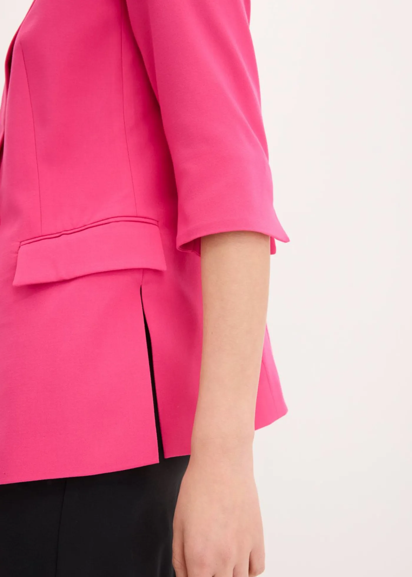 bonprix bonprix Americana con hombros marcados en tendencia Pink lady Discount