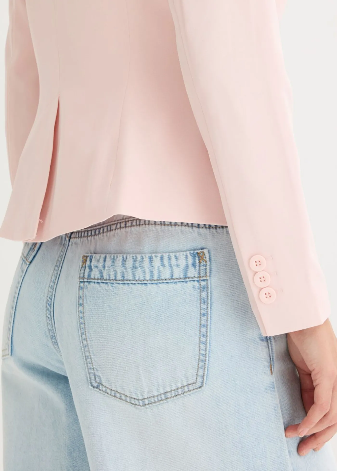 bonprix bonprix Americana corta con bolsillos Rosa perla Outlet