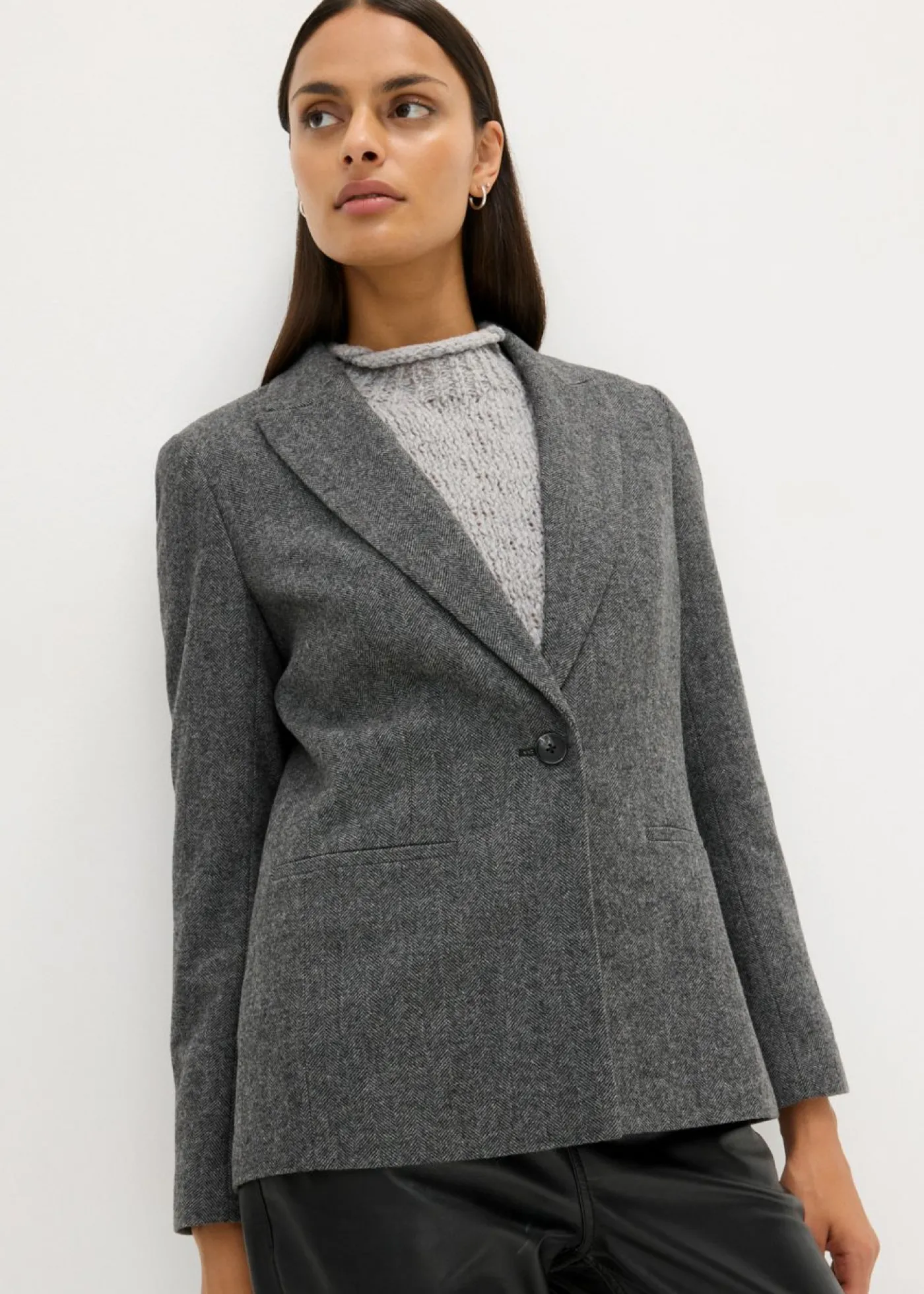 bonprix bonprix Americana de lana con patrón en espiga gris/negro moteado Hot