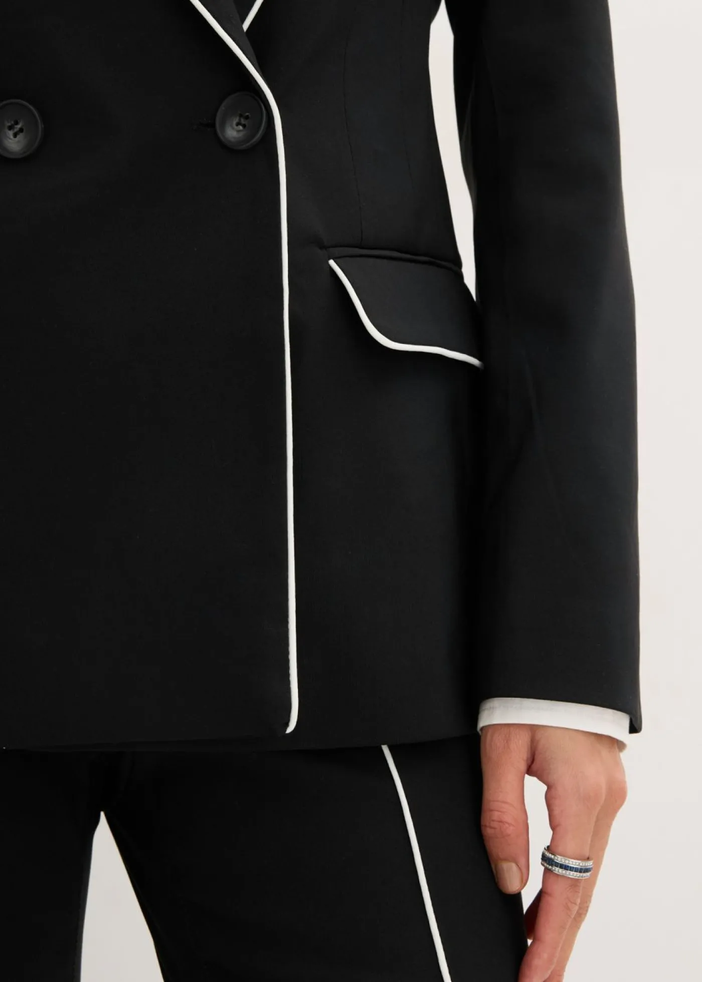 bonprix bonprix Americana elástica de bengalina Negro-blanco lana Clearance