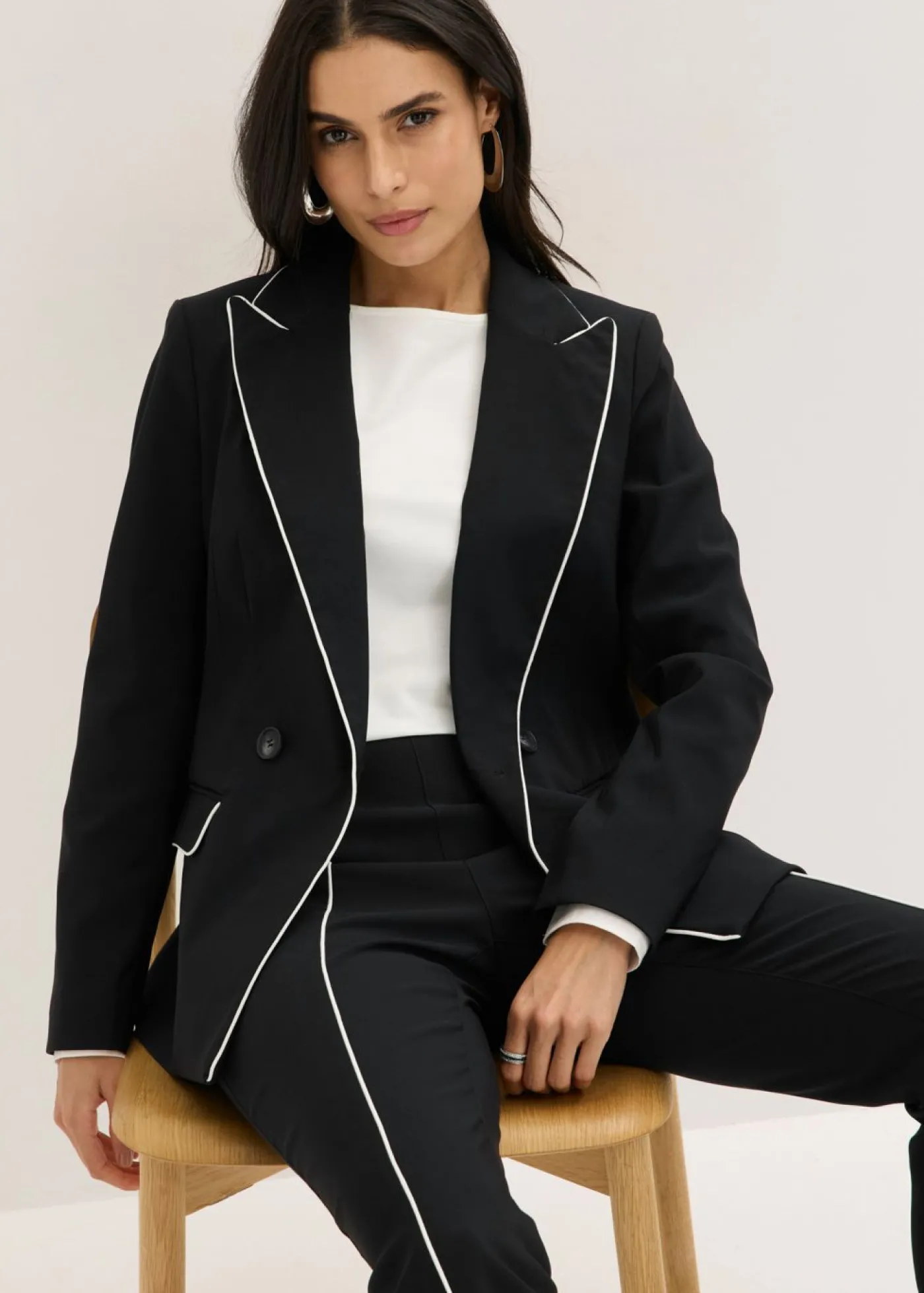 bonprix bonprix Americana elástica de bengalina Negro-blanco lana Clearance