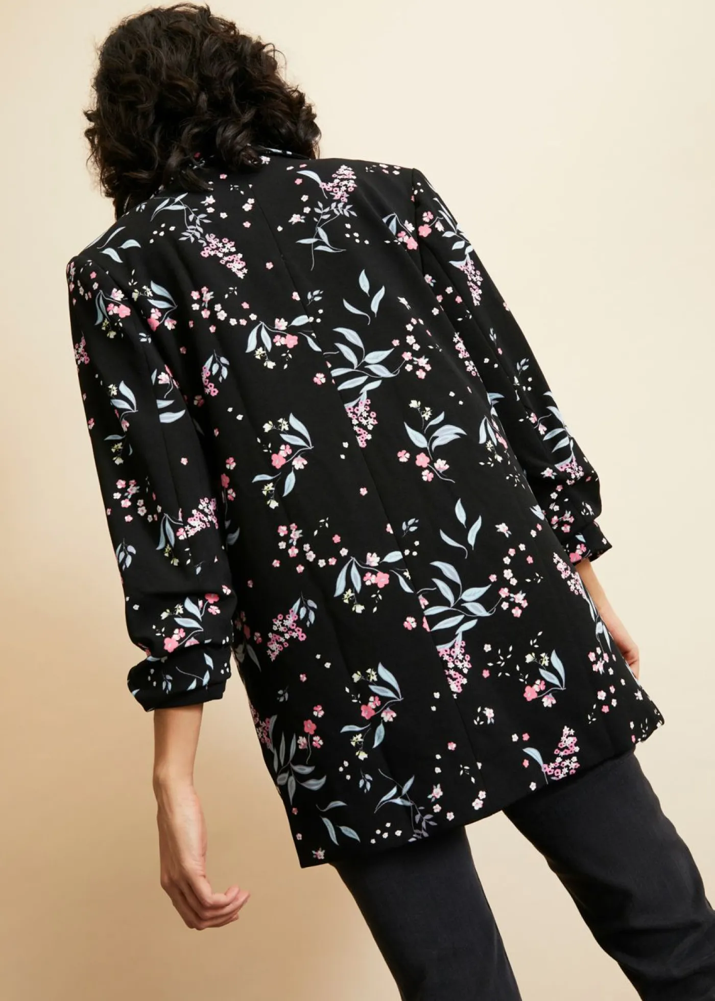 bonprix bonprix Americana larga estampada Negro con flores Discount