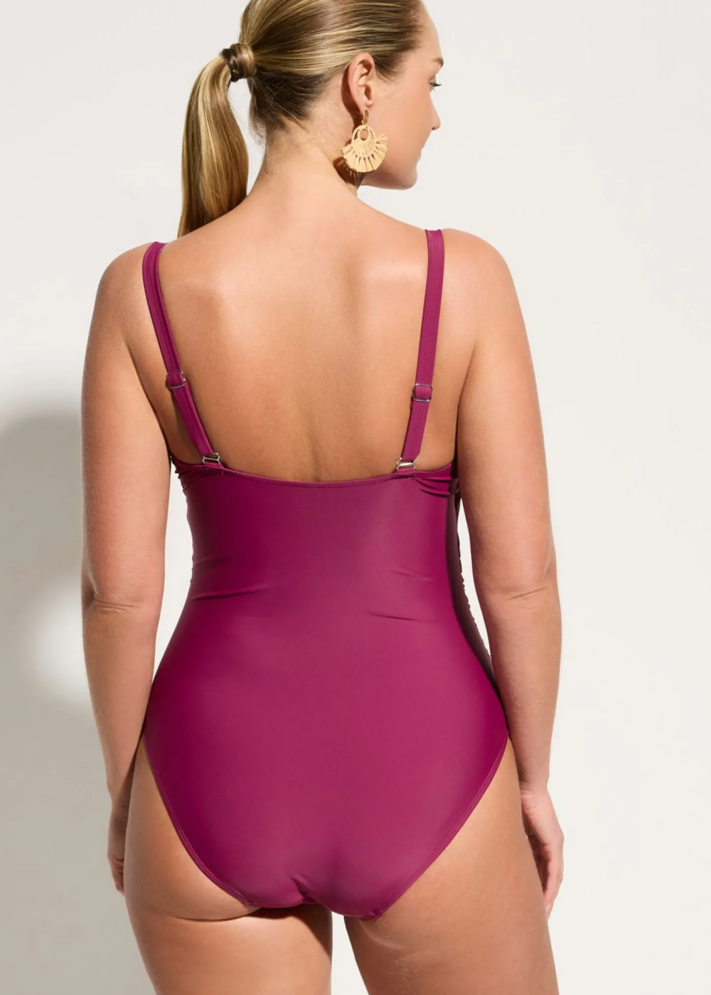 bonprix bonprix Bañador con efecto moldeador medio y fruncido Baya Online