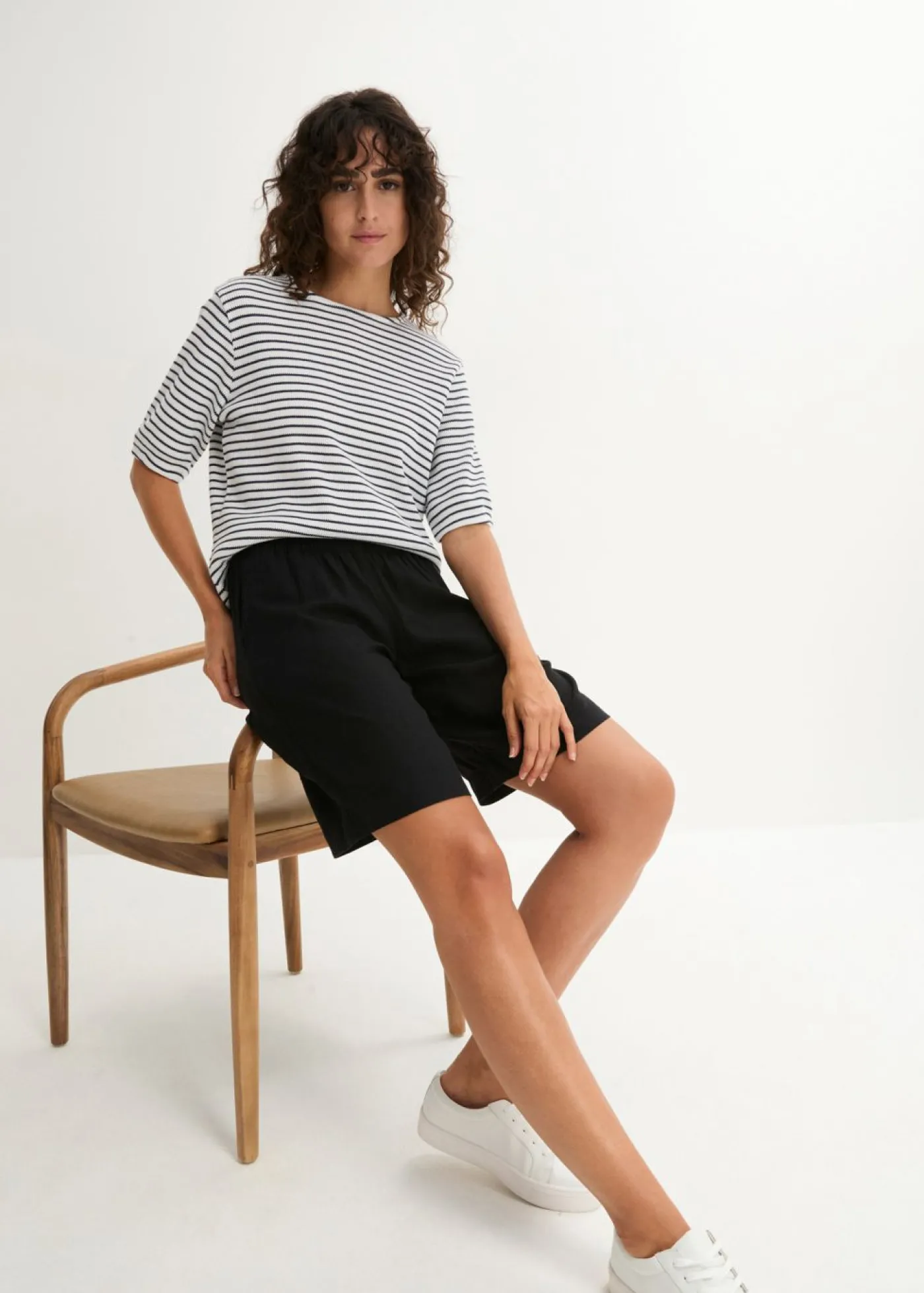 bonprix bonprix Bermudas de mezcla de lino y viscosa Negro Sale