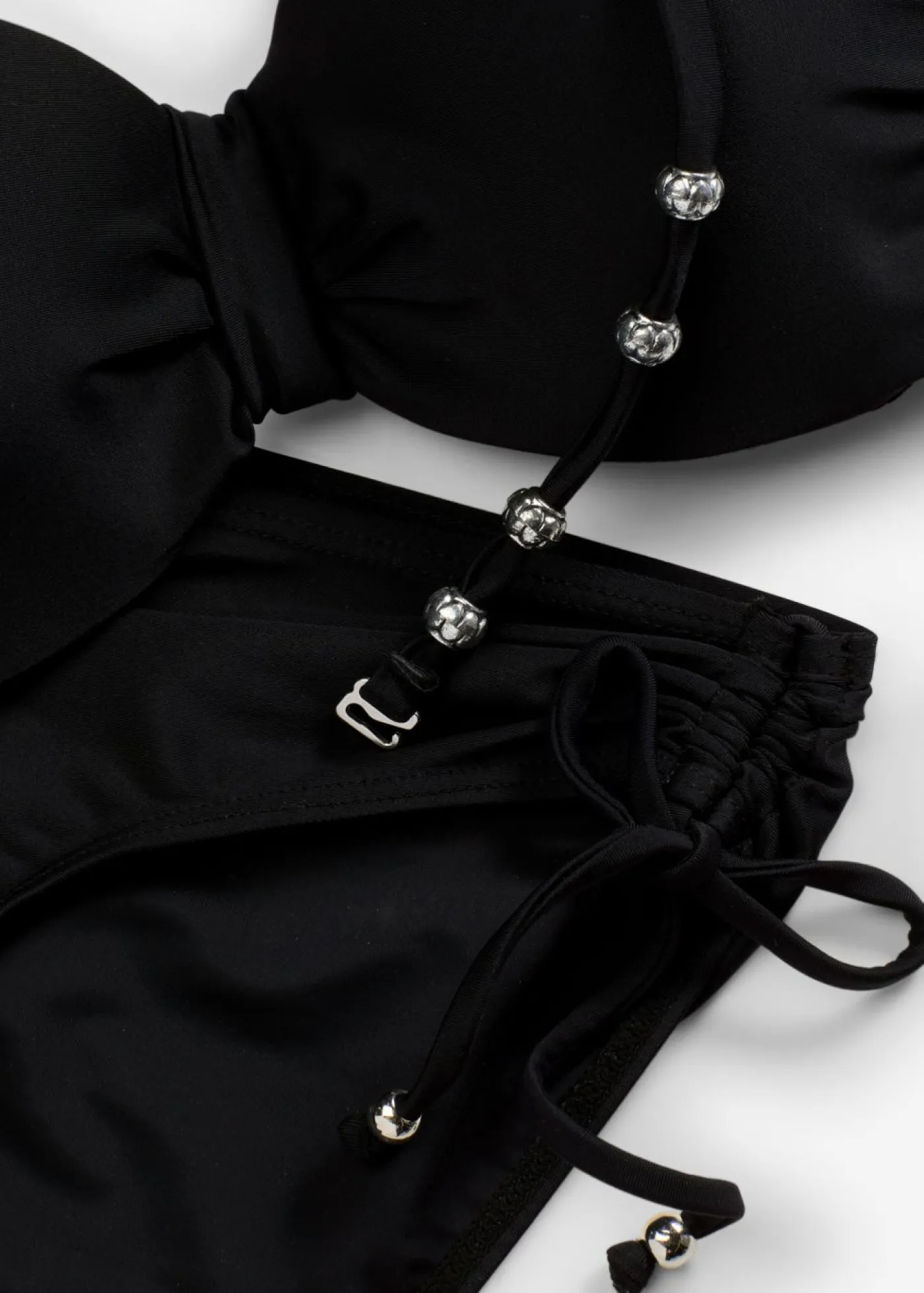 bonprix bonprix Bikini balconette (2 piezas) con tirantes halter extra Negro Clearance