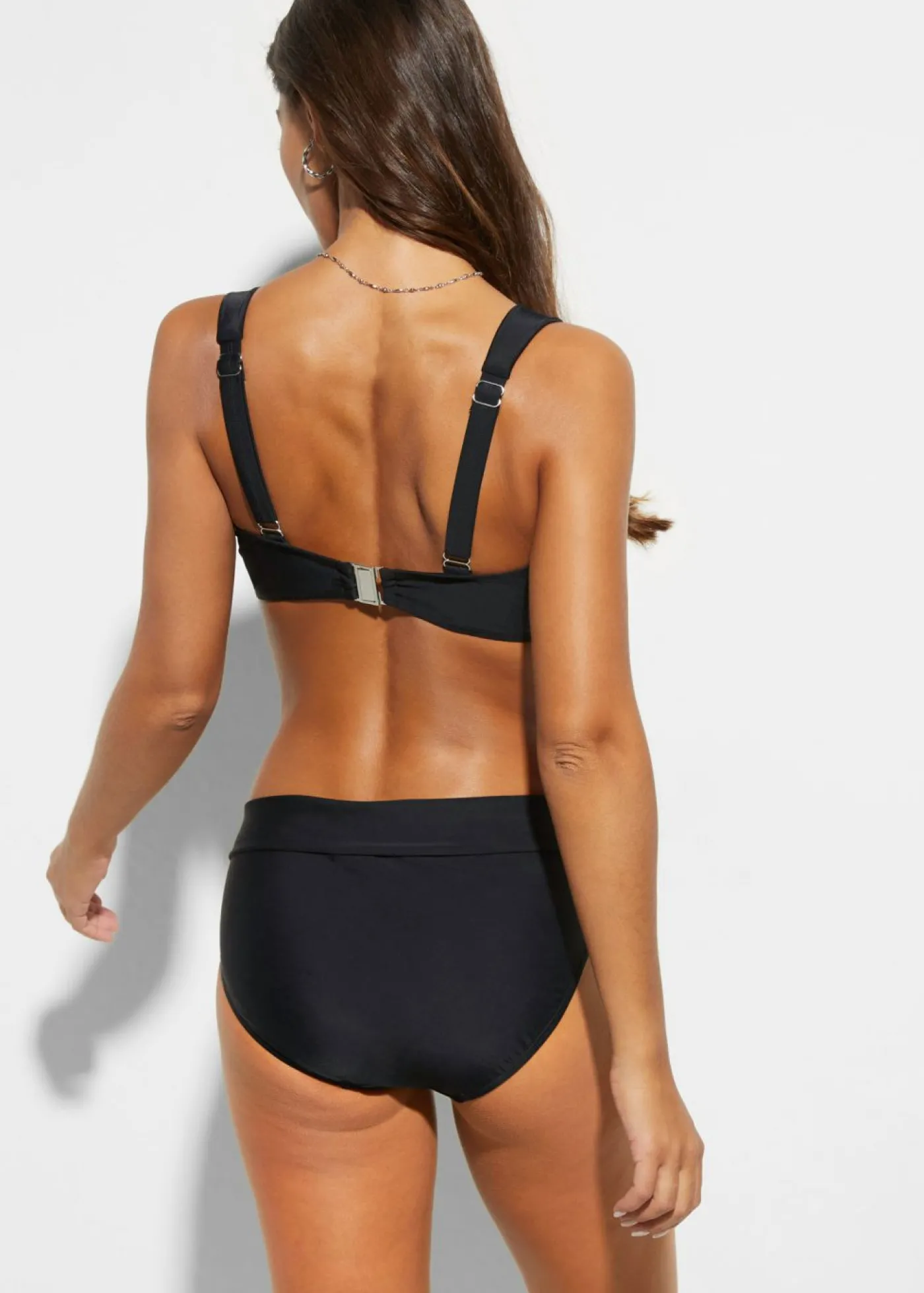 bonprix bonprix Bikini balconette con tirantes acolchados (2 piezas) Negro New