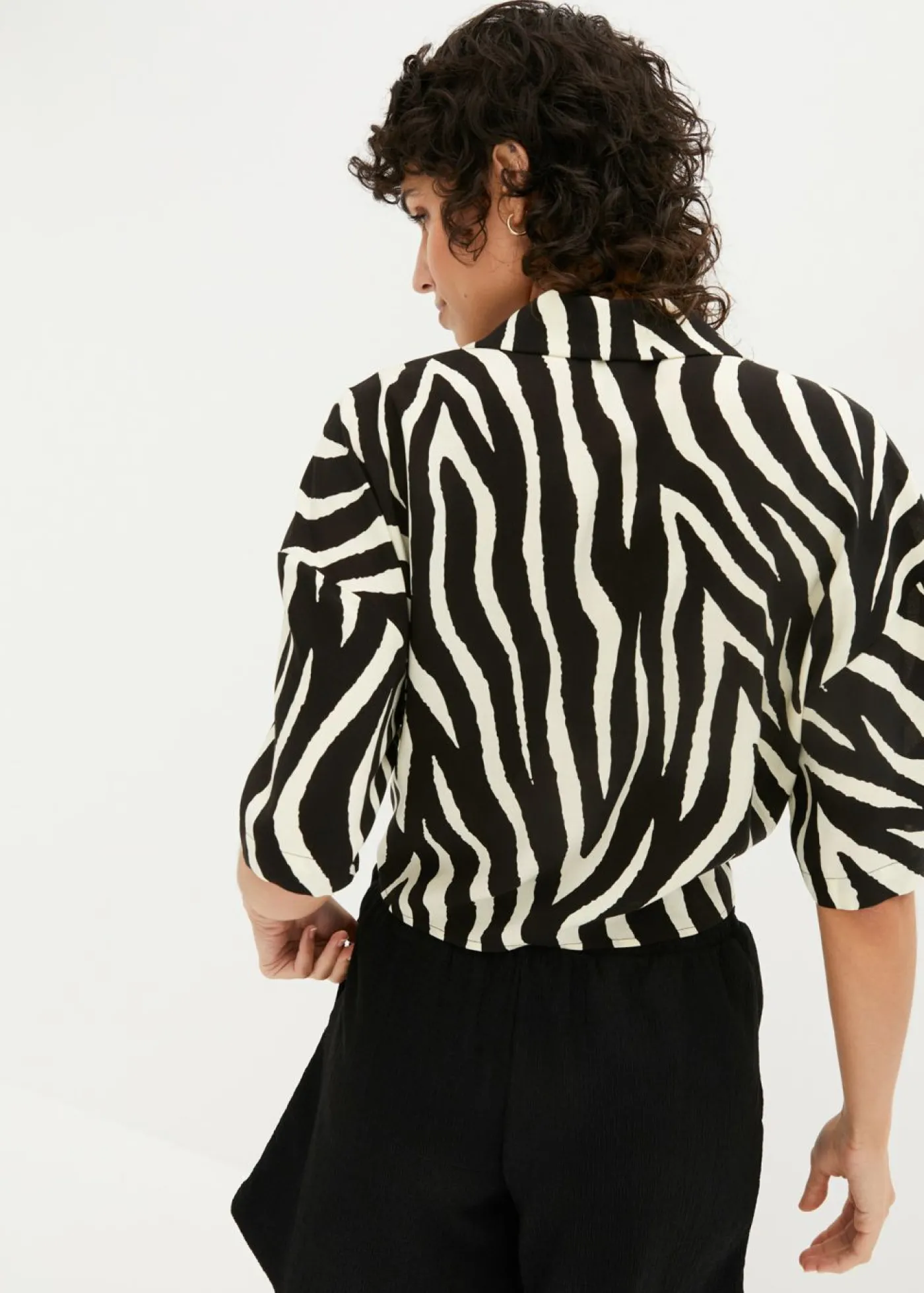 bonprix bonprix Blusa negro-crudo rizado New