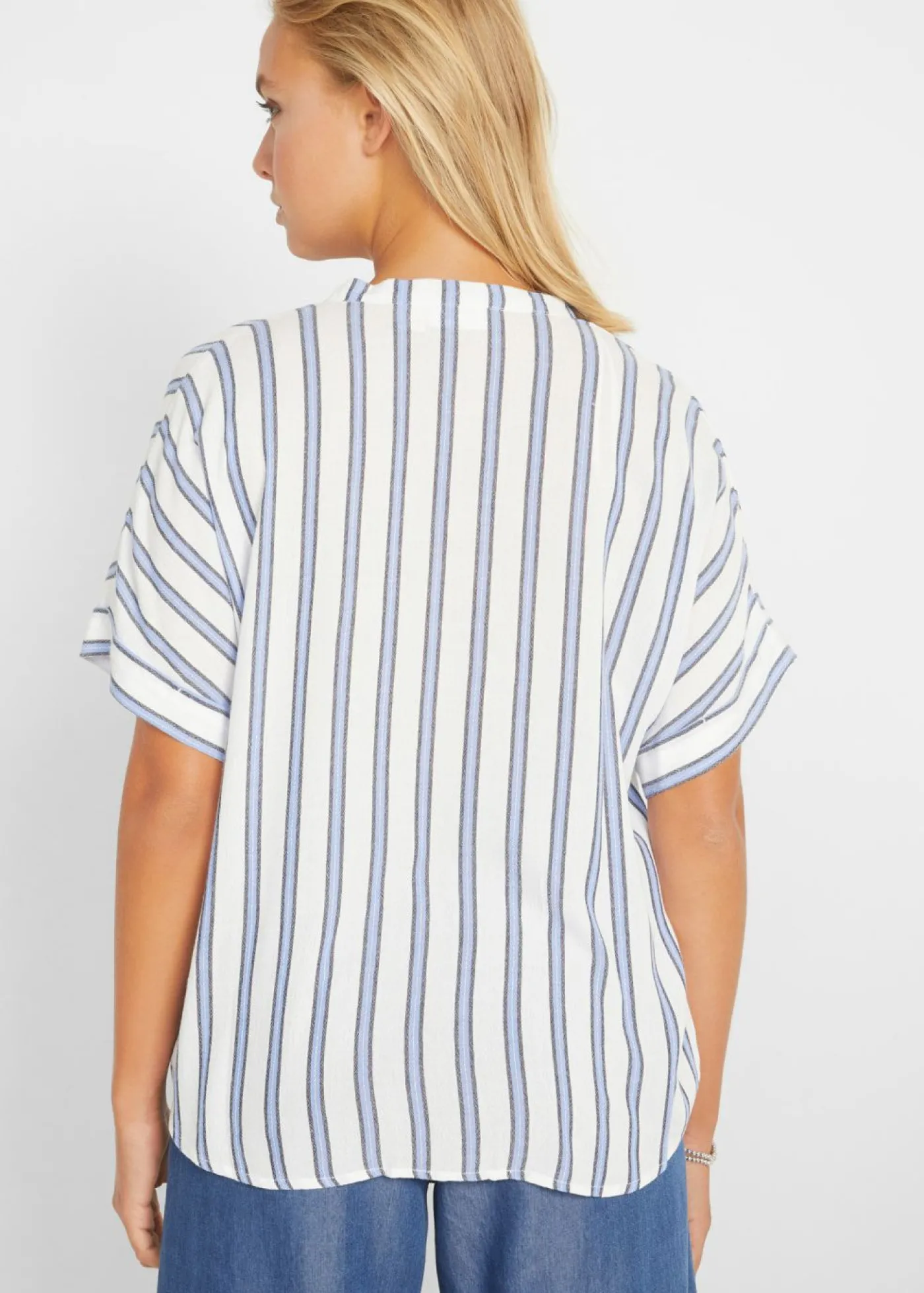 bonprix bonprix Blusa arrugada de viscosa fluida Azul de rayas Discount