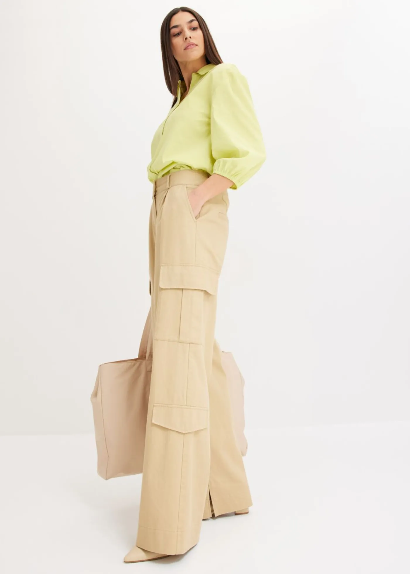 bonprix bonprix Blusa asimétrica con mangas abullonadas Verde menta