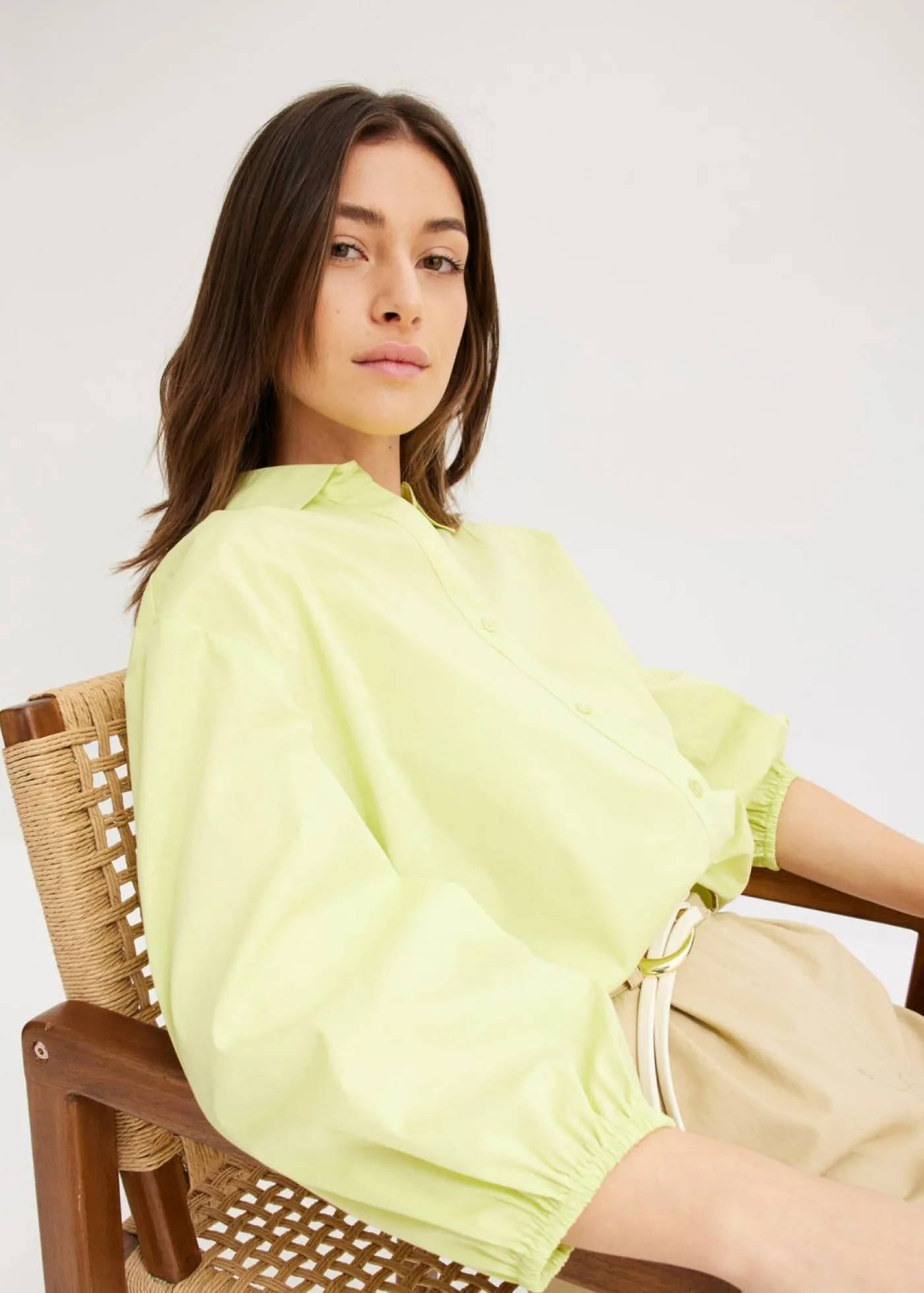 bonprix bonprix Blusa asimétrica con mangas abullonadas Verde menta