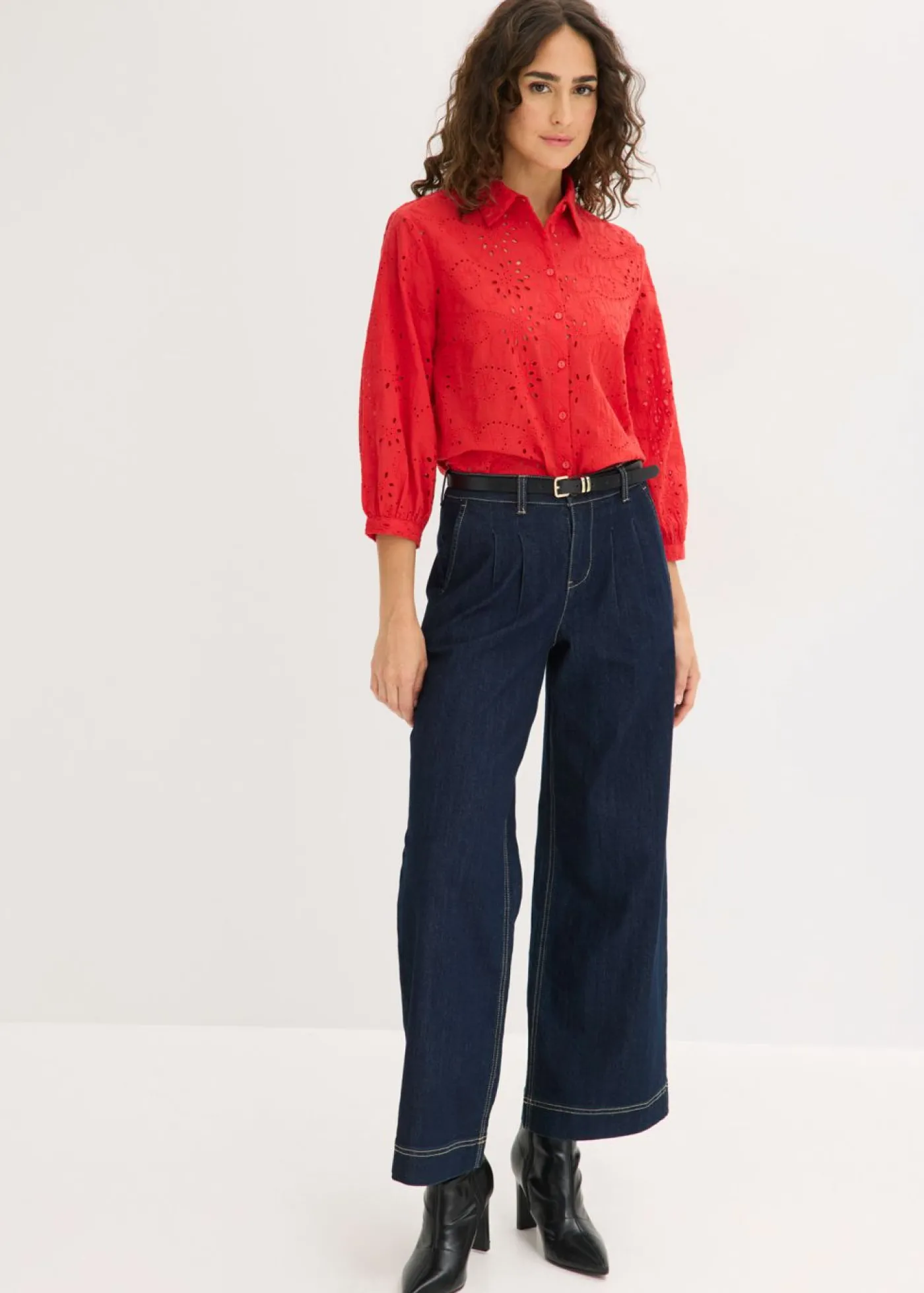bonprix bonprix Blusa con bordado calado fresa Discount
