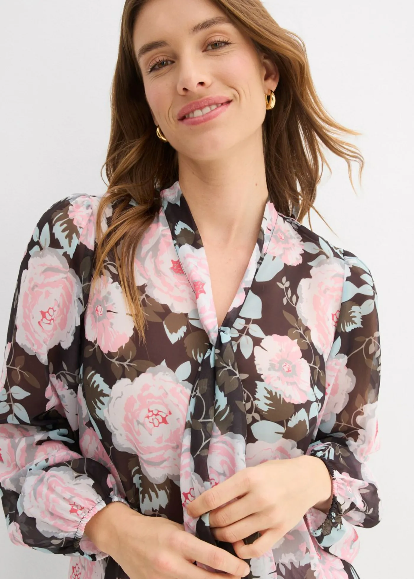 bonprix bonprix Blusa con lazo Negro de flores Best