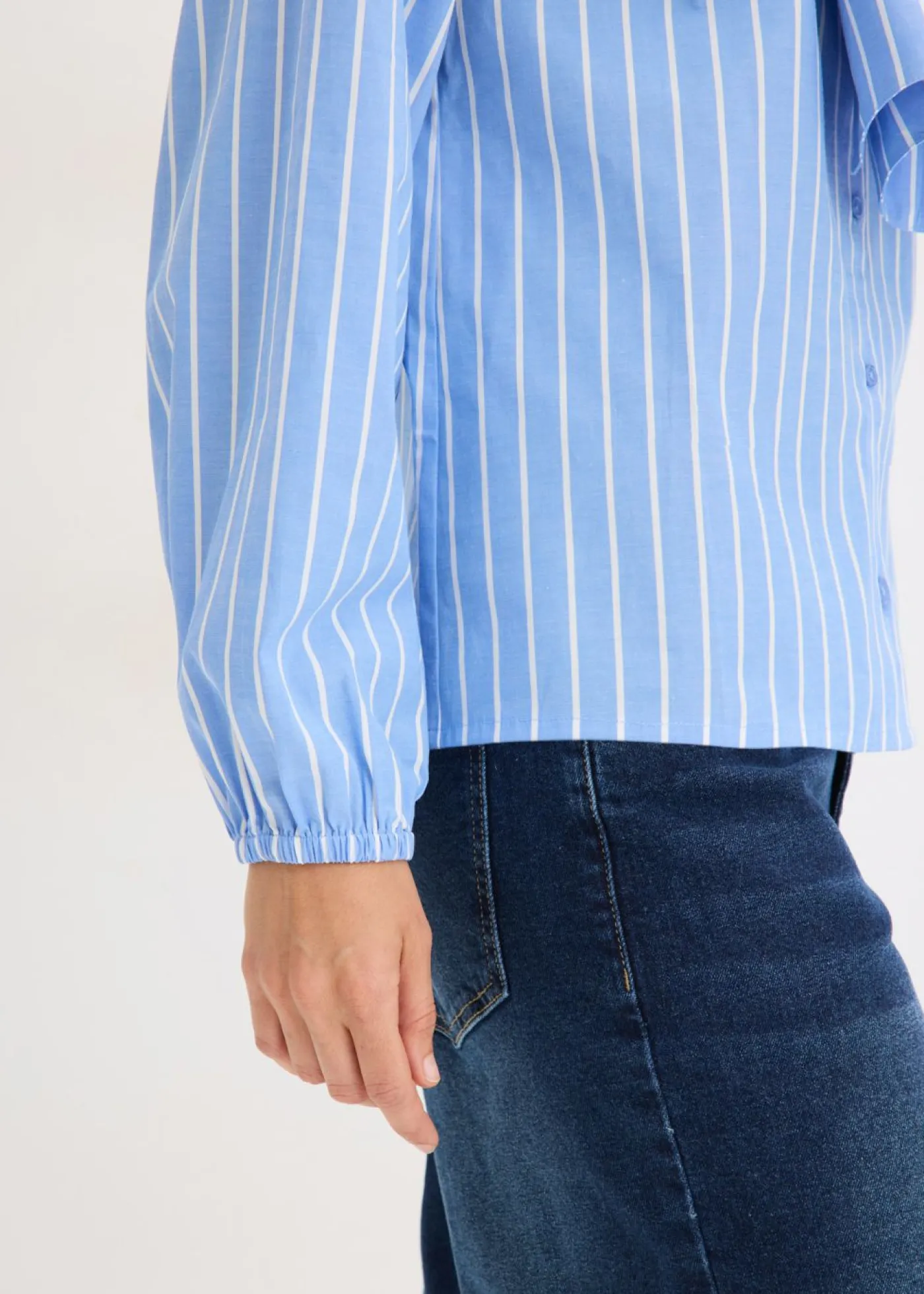 bonprix bonprix Blusa con lazo azul provenzal-blanco con rayas Clearance