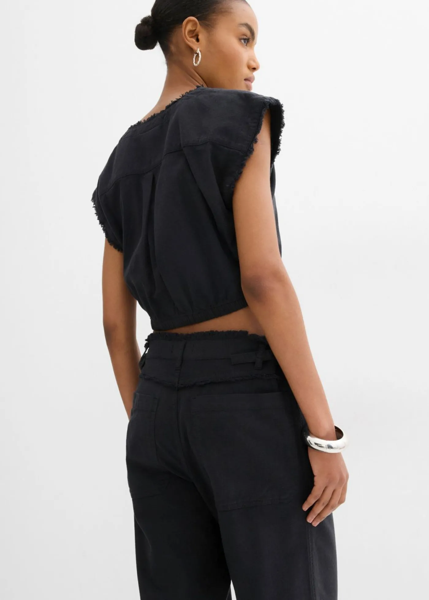 bonprix bonprix Blusa corta Negro
