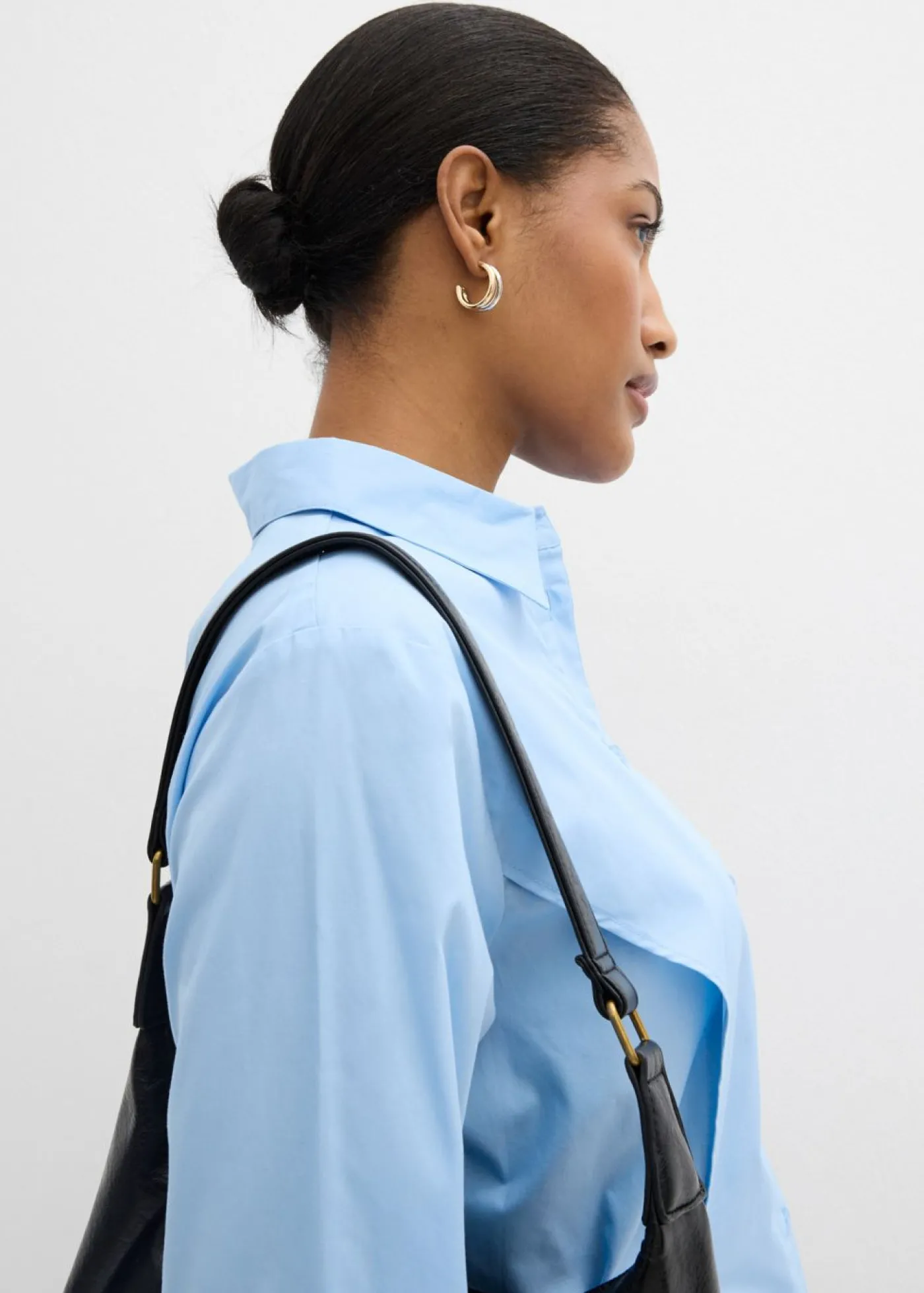bonprix bonprix Blusa de algodón con detalle de lazo Azul claro Online