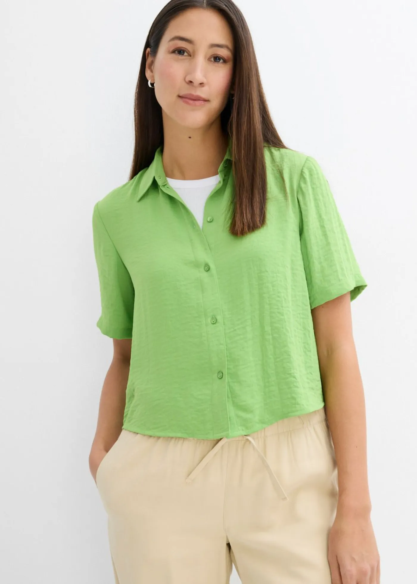 bonprix bonprix Blusa de crepé ligero con corte boxy Verde trébol Discount
