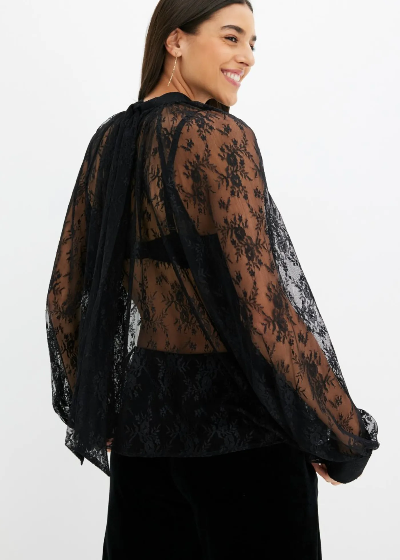 bonprix bonprix Blusa de encaje con ligeras transparencias Negro