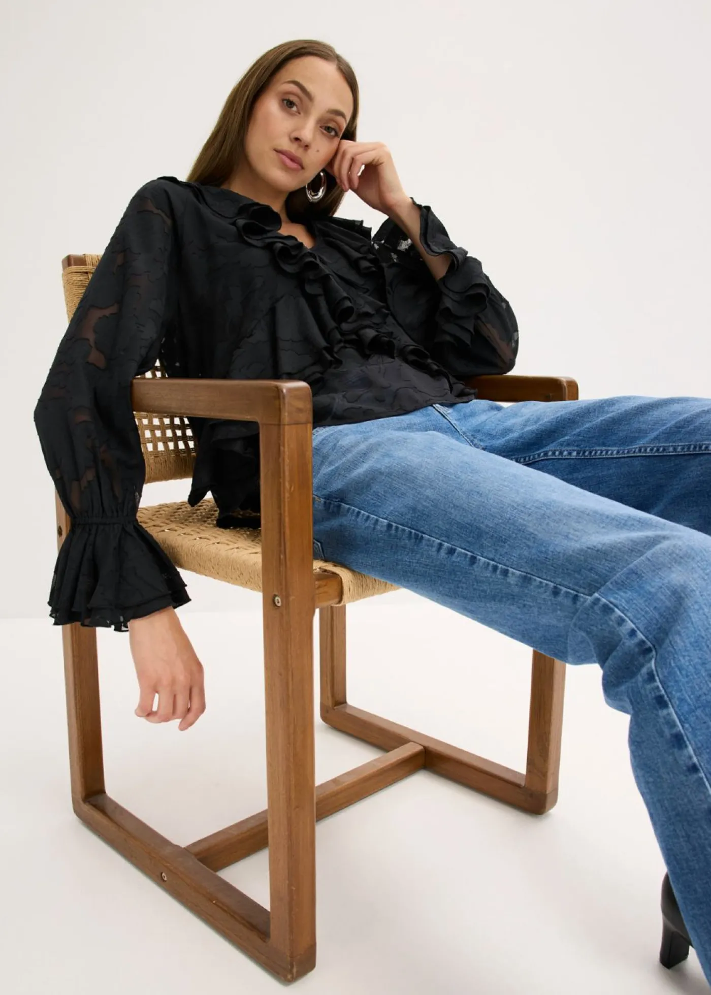 bonprix bonprix Blusa de gasa con ligeras transparencias Negro Online