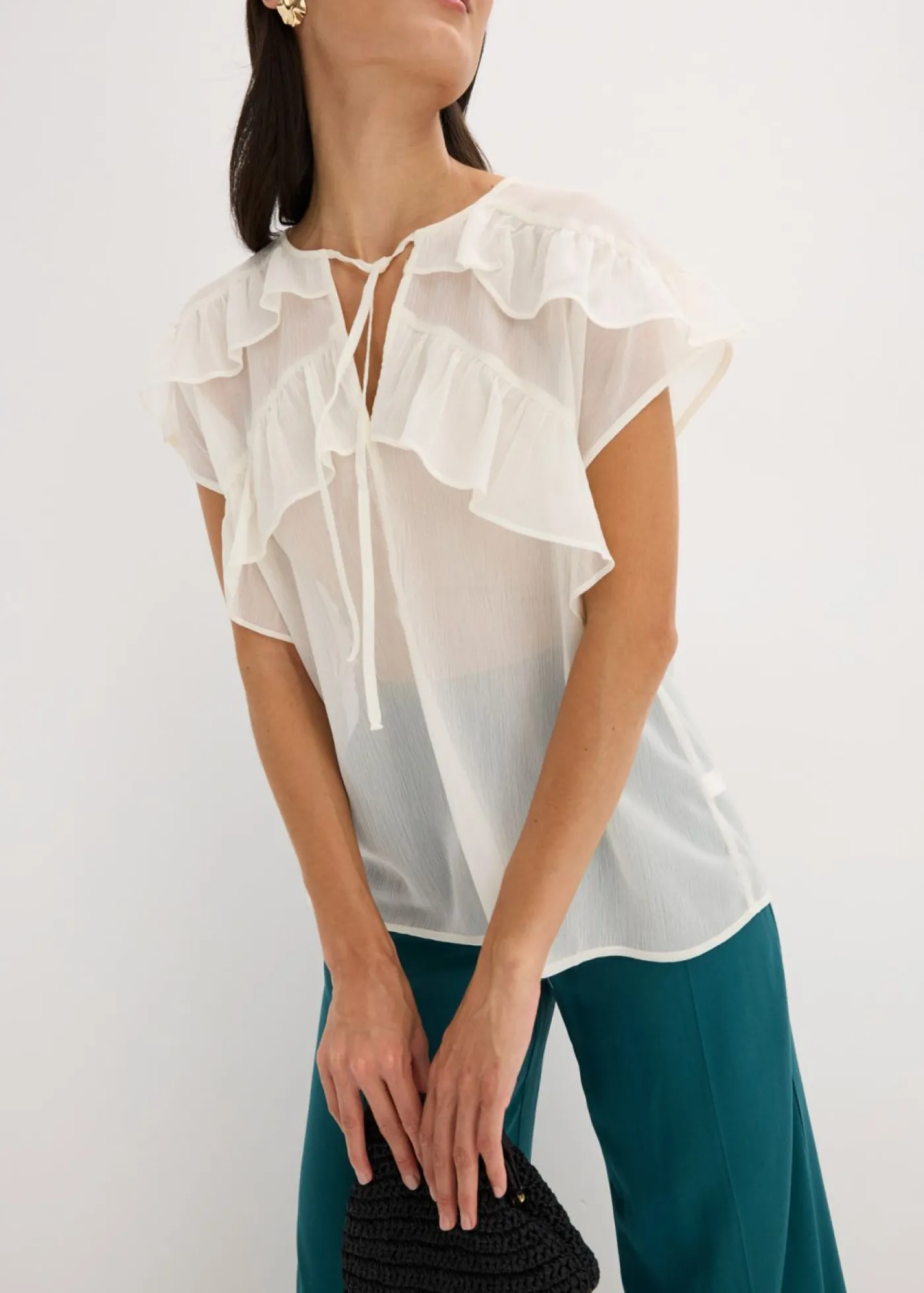 bonprix bonprix Blusa de gasa con volantes Blanco lana
