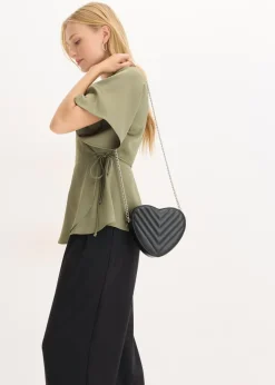 bonprix bonprix Blusa de manga corta con escote pronunciado Verde oliva