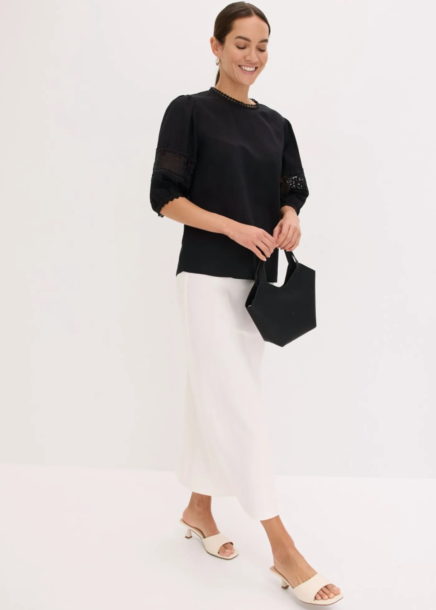 bonprix bonprix Blusa de manga corta de lino Negro Sale