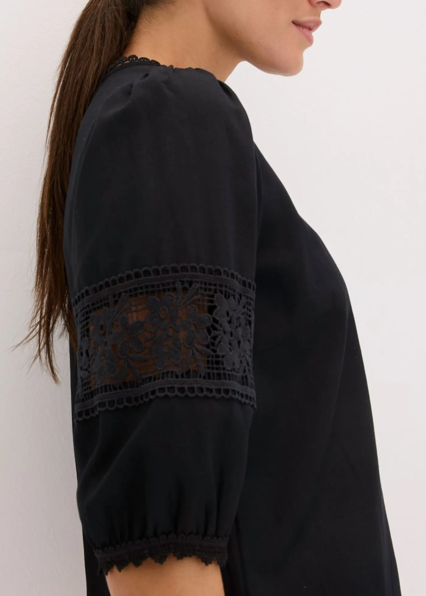bonprix bonprix Blusa de manga corta de lino Negro Sale