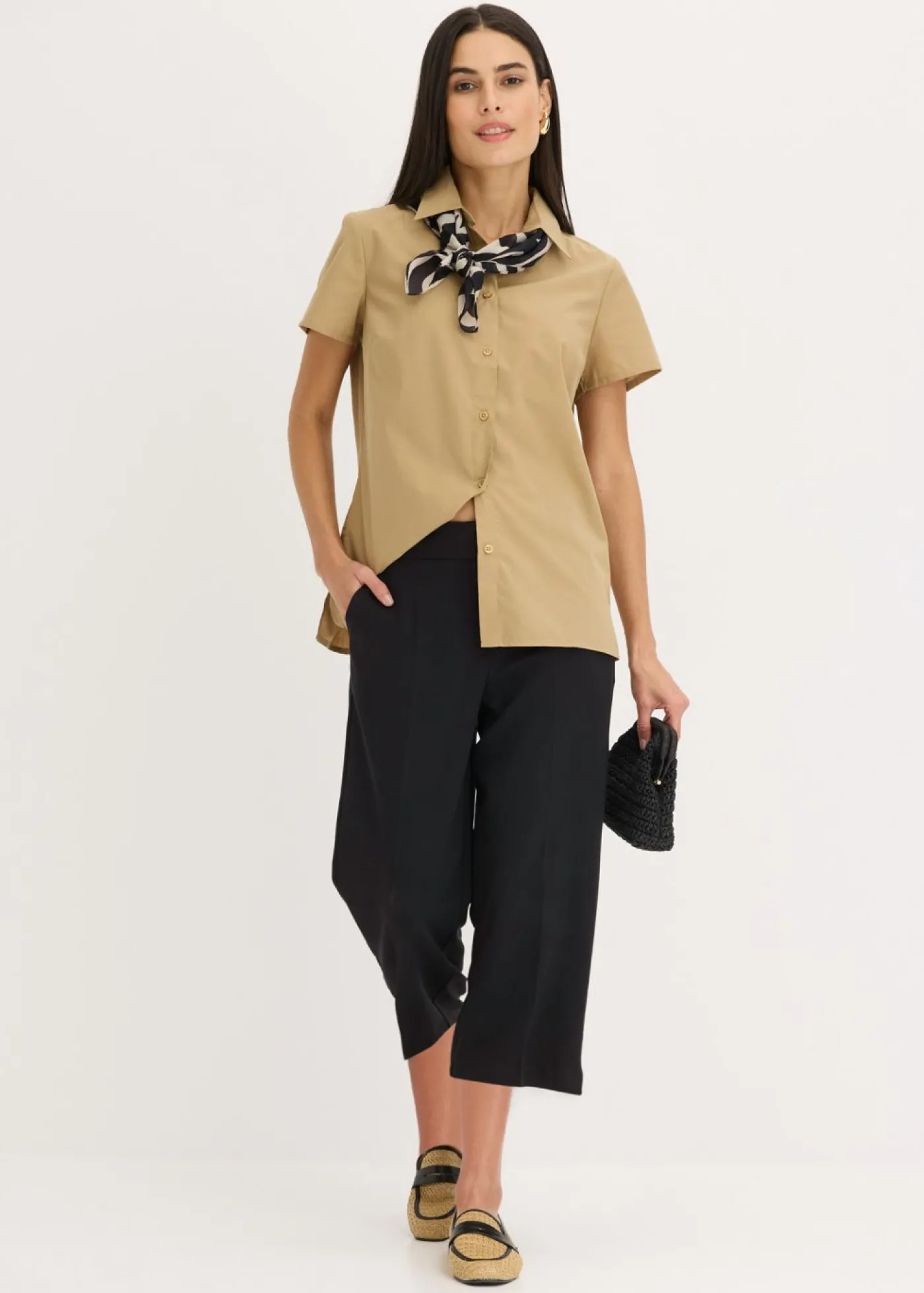 bonprix bonprix Blusa de manga corta de popelín oliva pálido