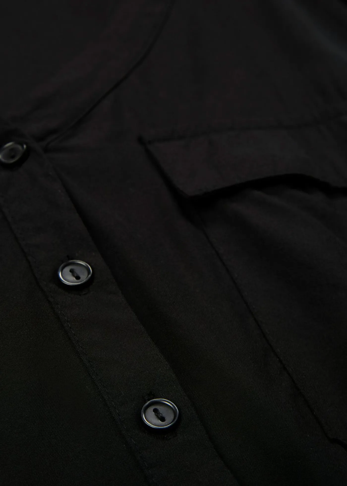 bonprix bonprix Blusa de manga larga con escote en V de viscosa fluida Negro Online