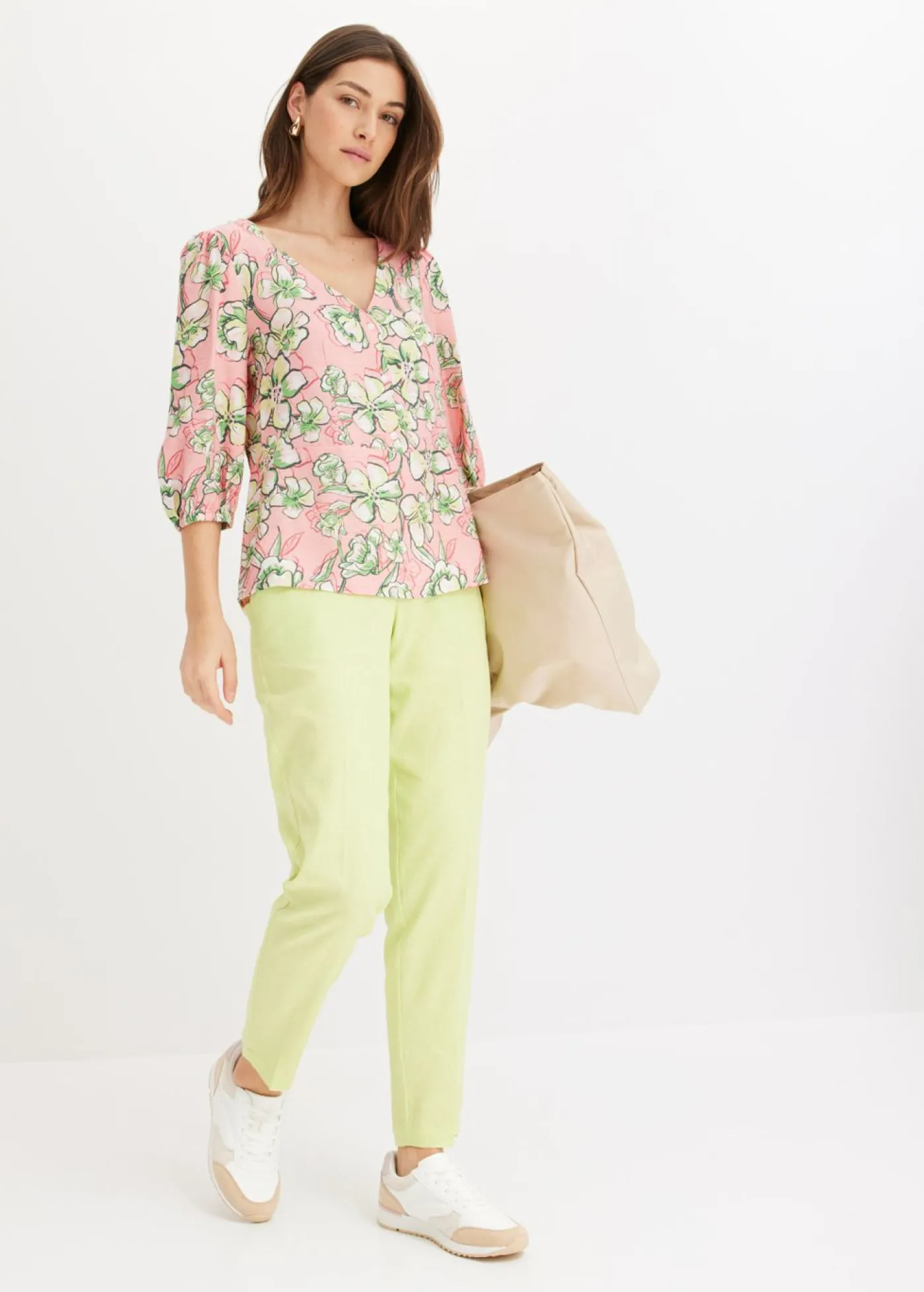 bonprix bonprix Blusa de mezcla de viscosa fluida Rosa suave de flores Best