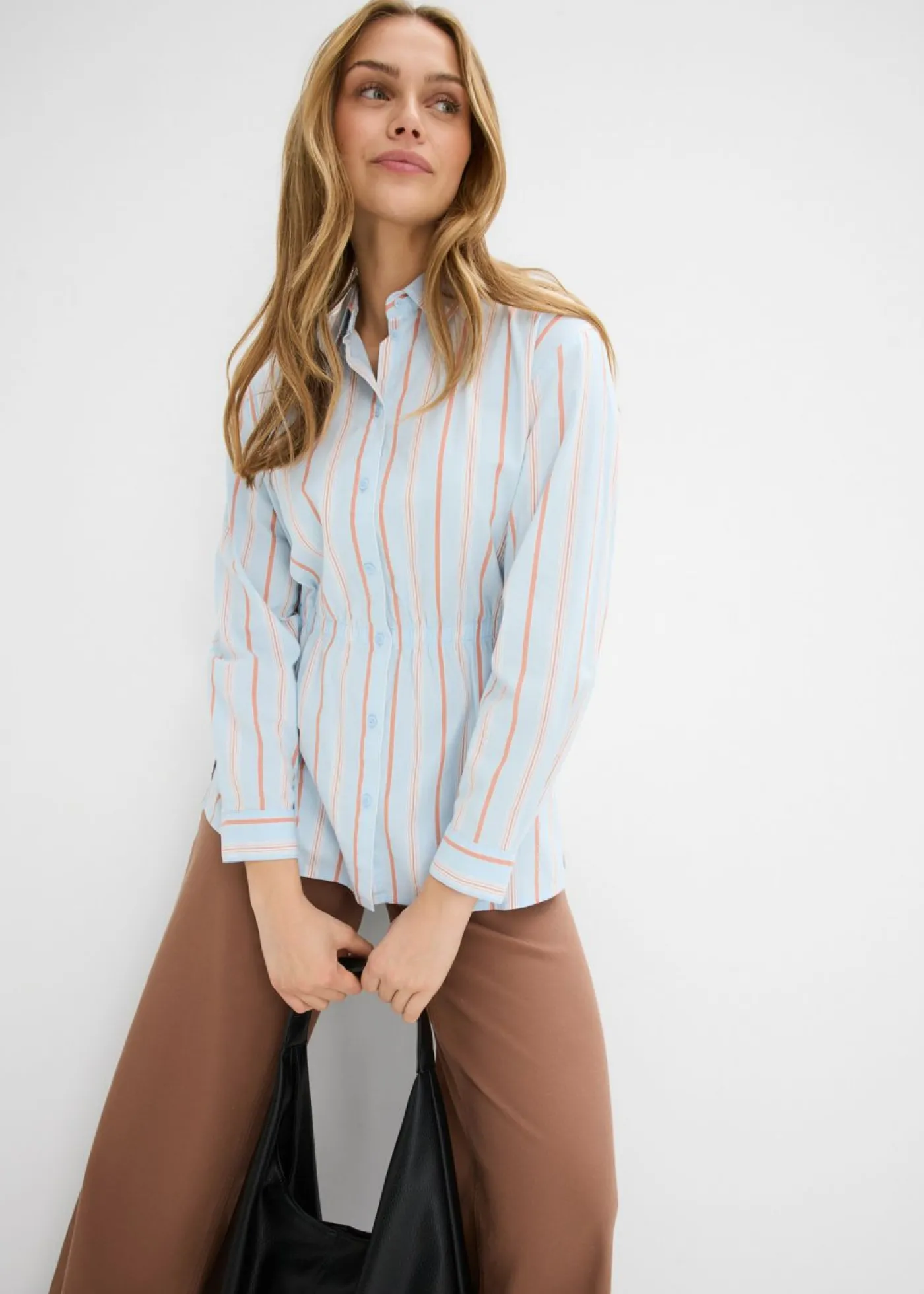bonprix bonprix Blusa de popelín de algodón elástico azul pálido-blanco-marrón rayas verticales Hot