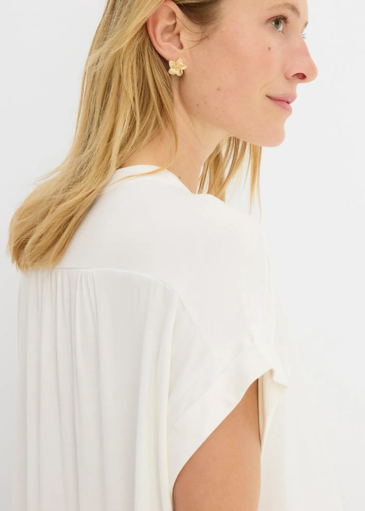bonprix bonprix Blusa de suave mezcla de viscosa Blanco lana New