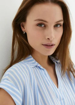 bonprix bonprix Blusa de viscosa fluida con manga corta Azul perla-blanco con rayas New