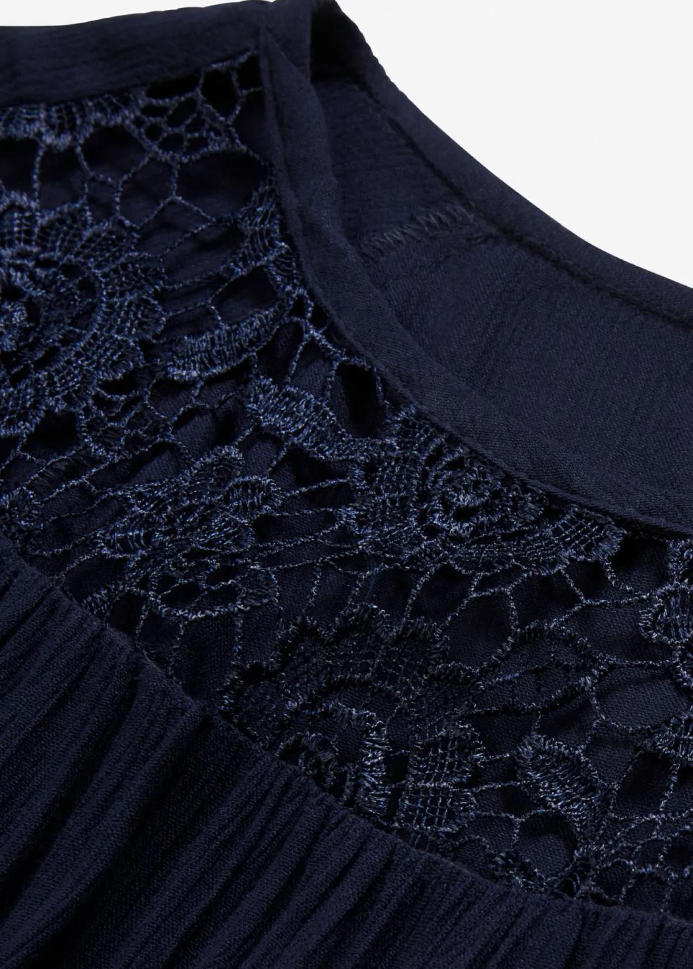 bonprix bonprix Blusa de viscosa pura Azul marino Online