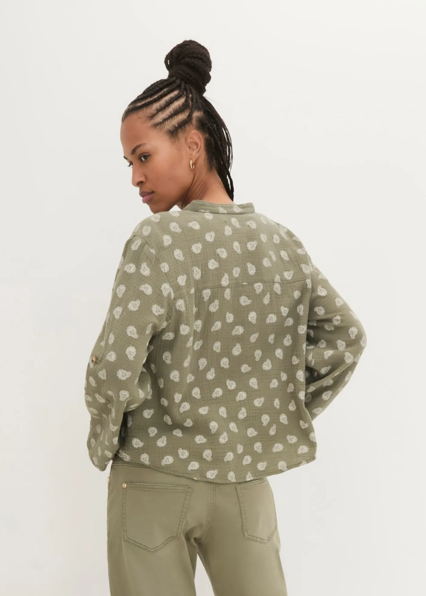 bonprix bonprix Blusa holgada de muselina vaporosa Verde oliva Online