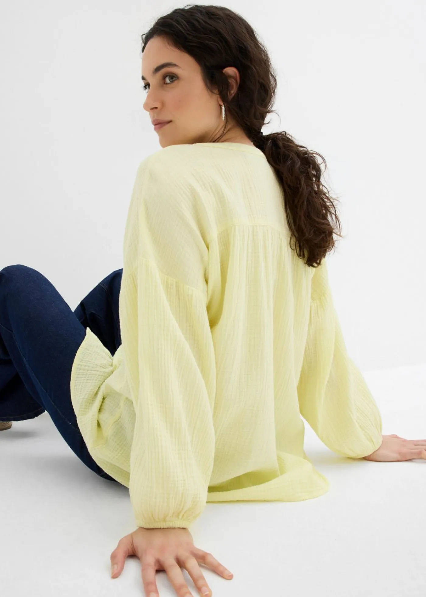 bonprix bonprix Blusa holgada de muselina amarillo limón Hot