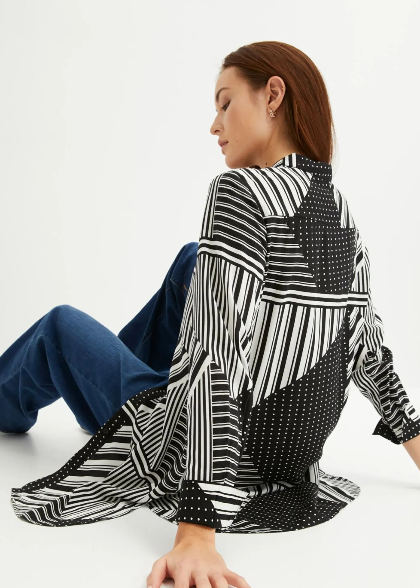 bonprix bonprix Blusa larga Negro-blanco con estampado gráfico Best