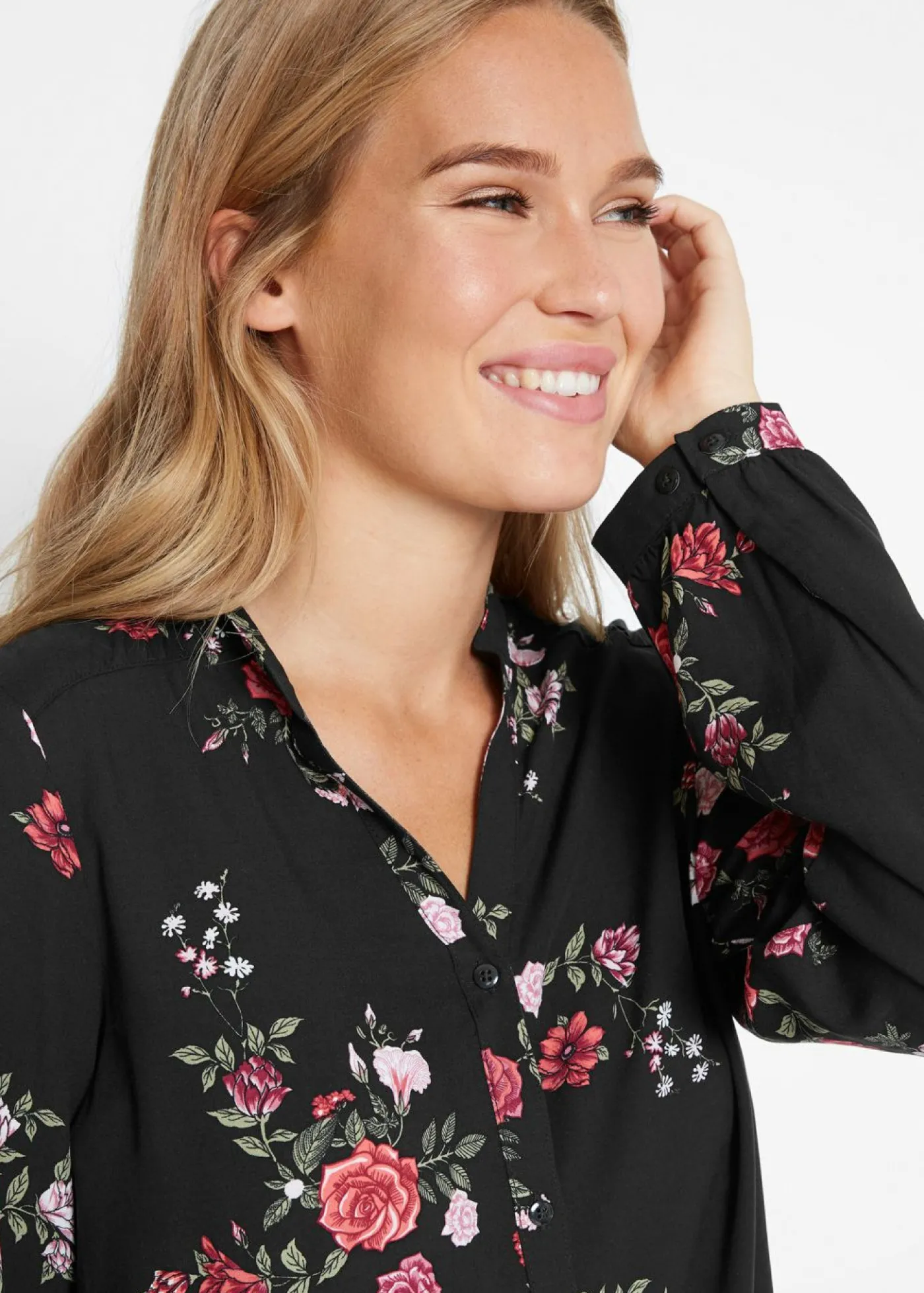 bonprix bonprix Blusa larga de viscosa fluida Negro con flores
