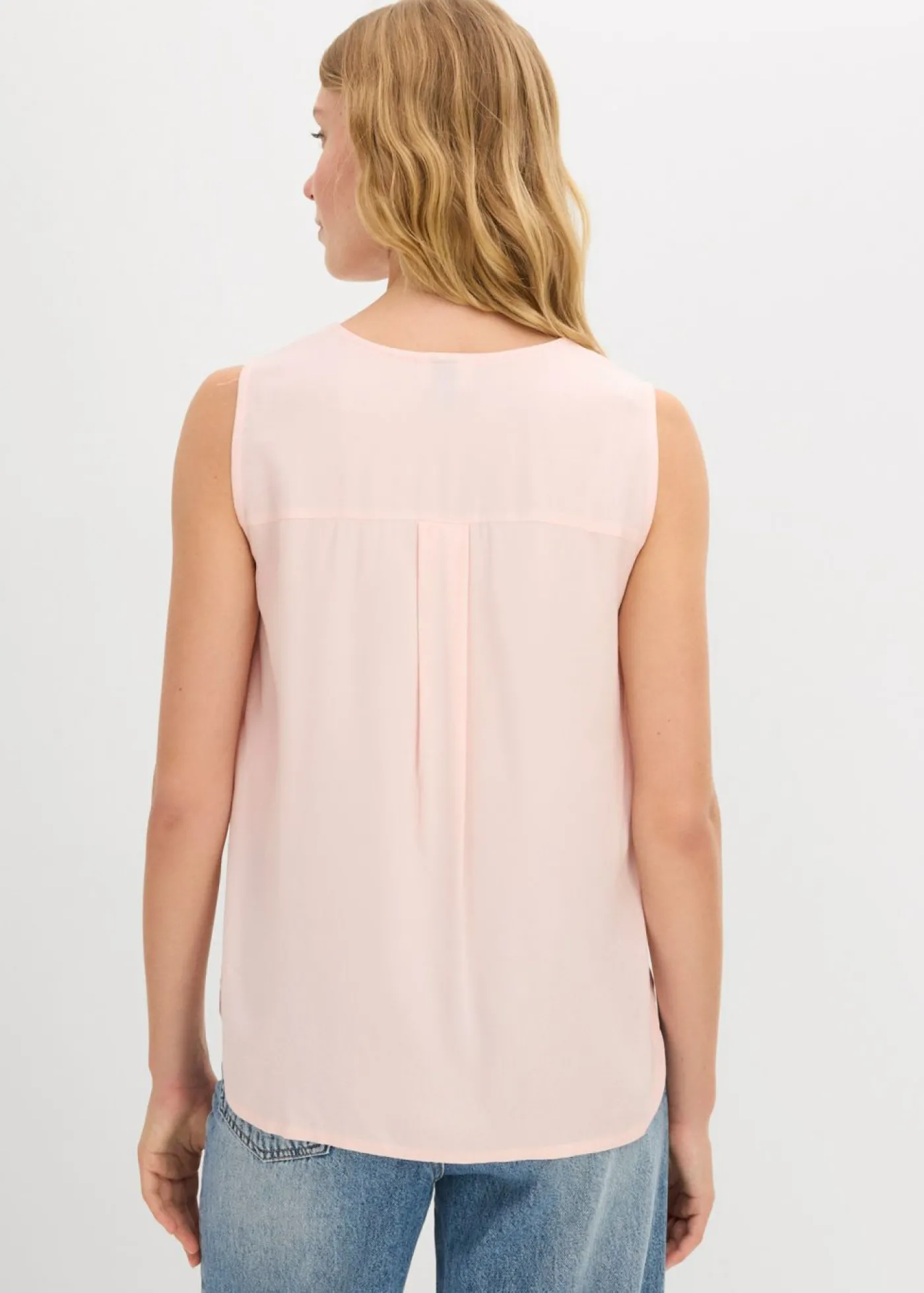 bonprix bonprix Blusa sin mangas de viscosa suave rosa pálido Hot