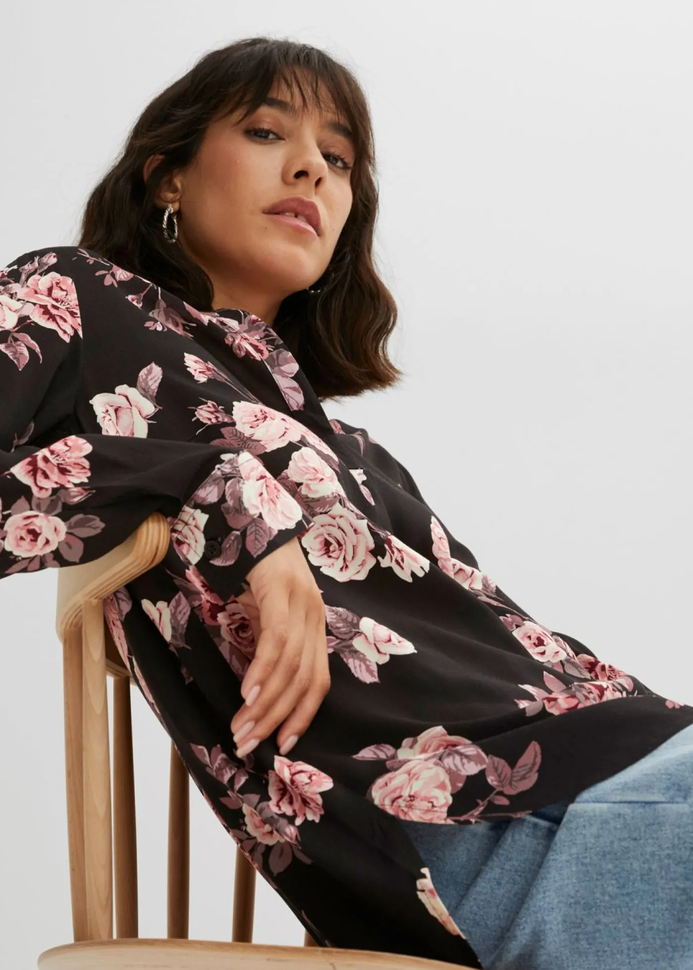 bonprix bonprix Blusa tipo túnica Negro-rosa claro de flores Outlet
