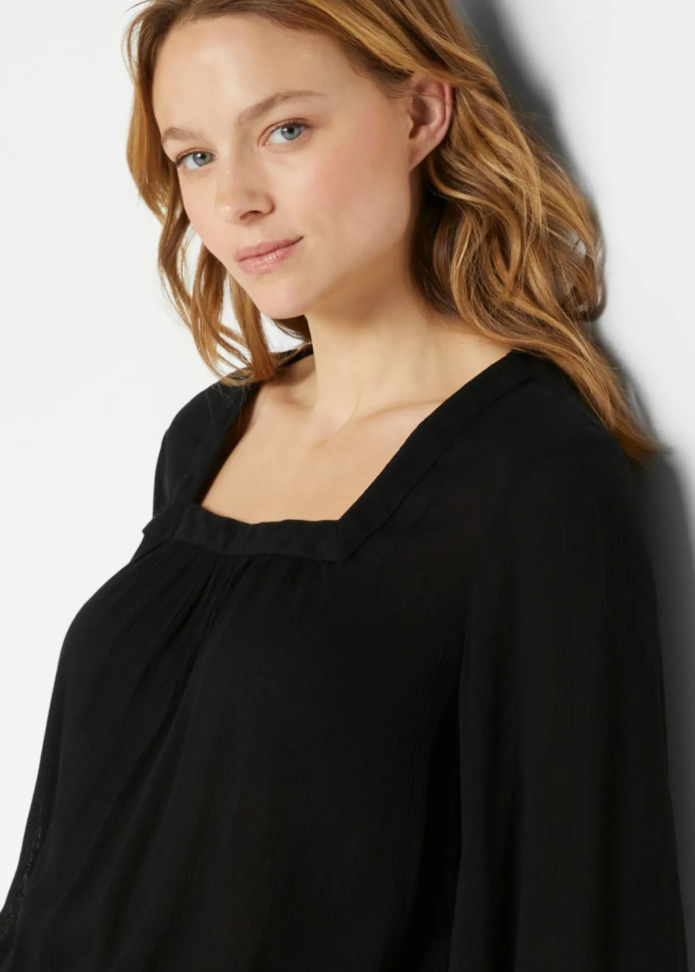 bonprix bonprix Blusa tipo túnica con escote cuadrado Negro Best