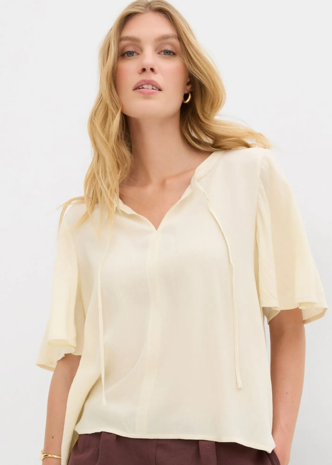 bonprix bonprix Blusa tipo túnica con mangas de murciélago Crudo Best