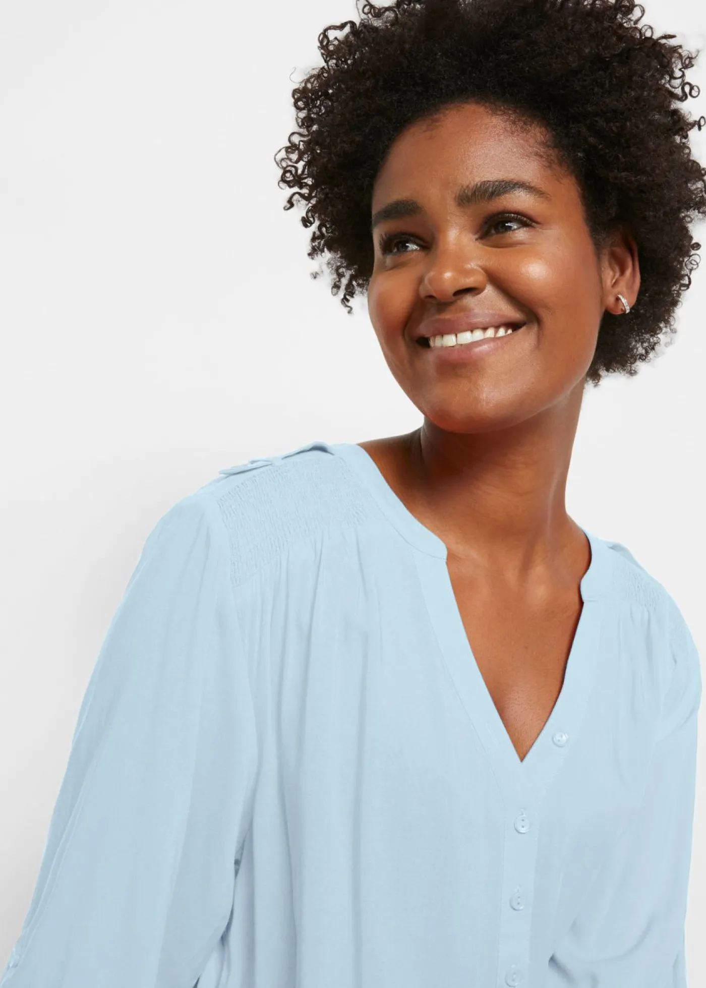 bonprix bonprix Blusa tipo túnica de viscosa suave Azul claro Clearance