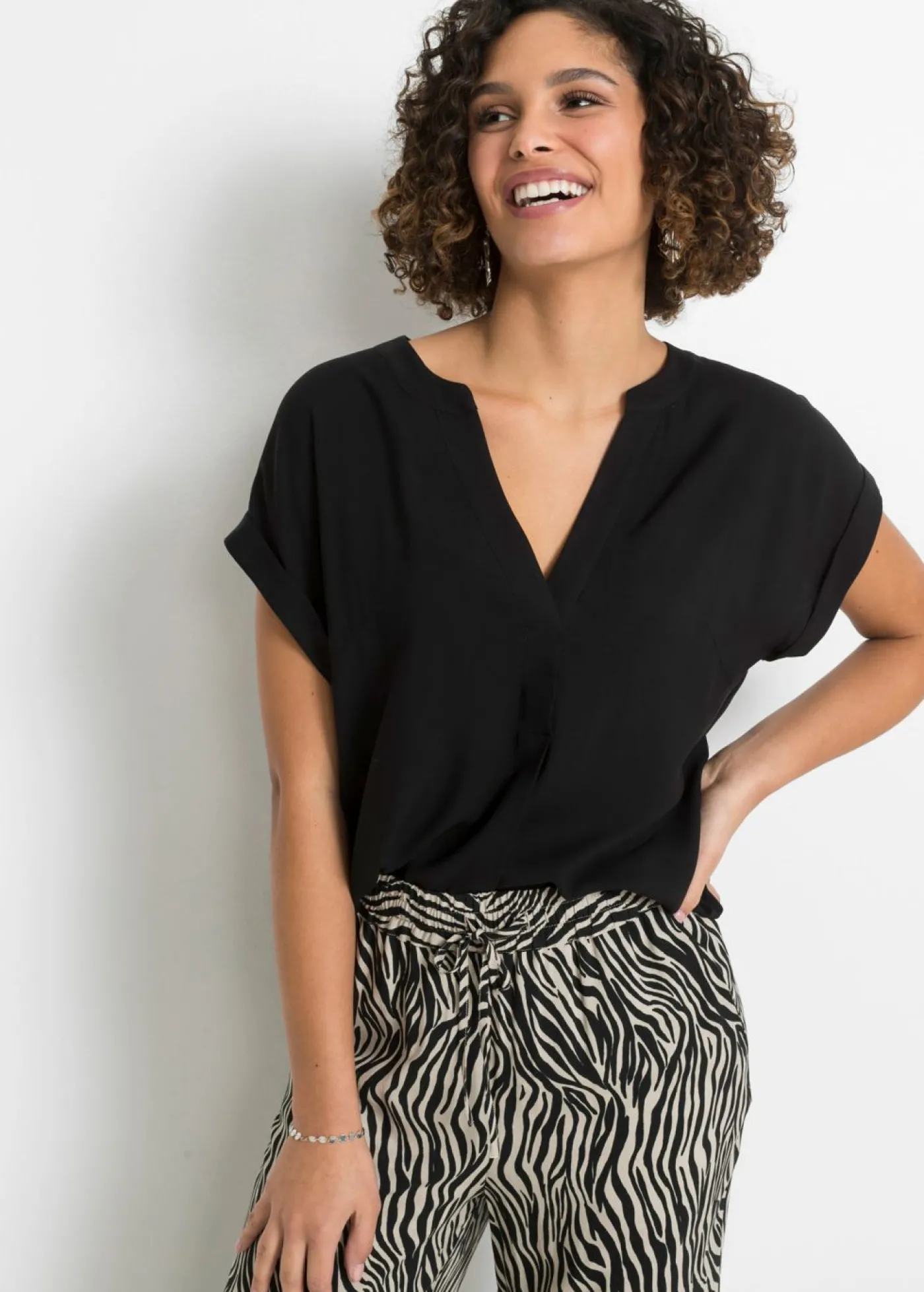 bonprix bonprix Blusa tipo túnica de viscosa pura Negro Outlet